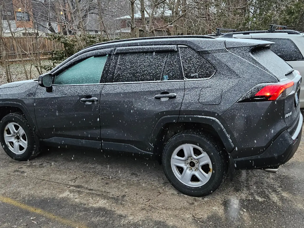 Toyota RAV 4 снимка Toyota RAV 4
