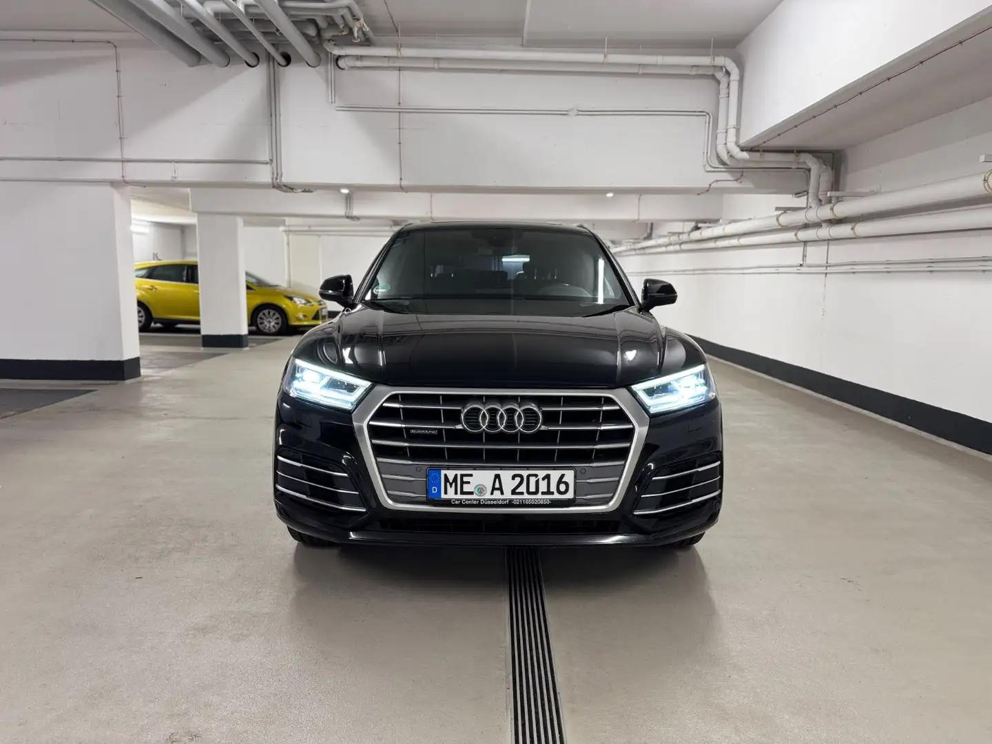 Audi Q5 quattro S line Pano 20zoll Schwarz - 2