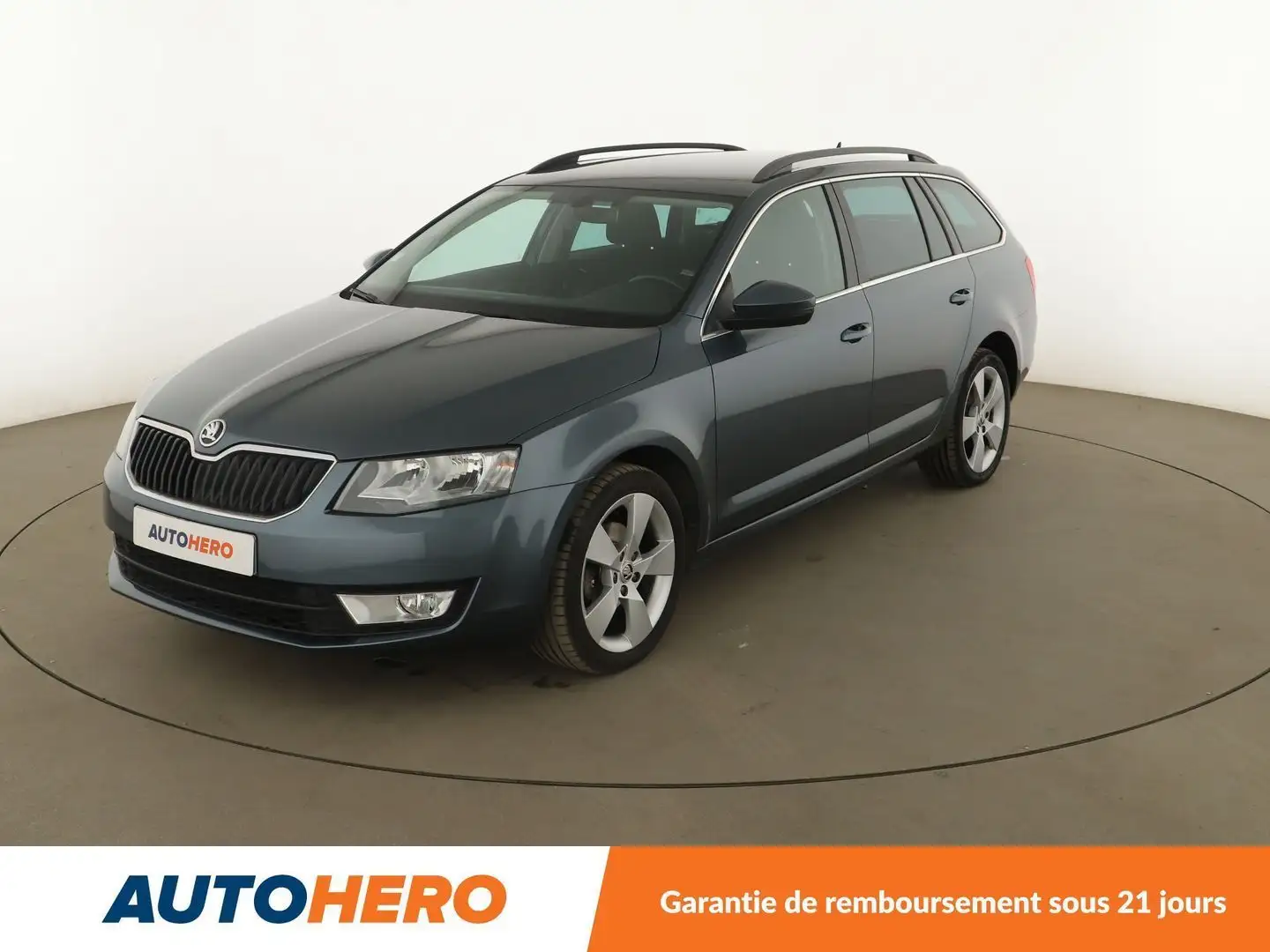 Skoda Combi 1.6 TDI Green Tec Edition Серый - 1