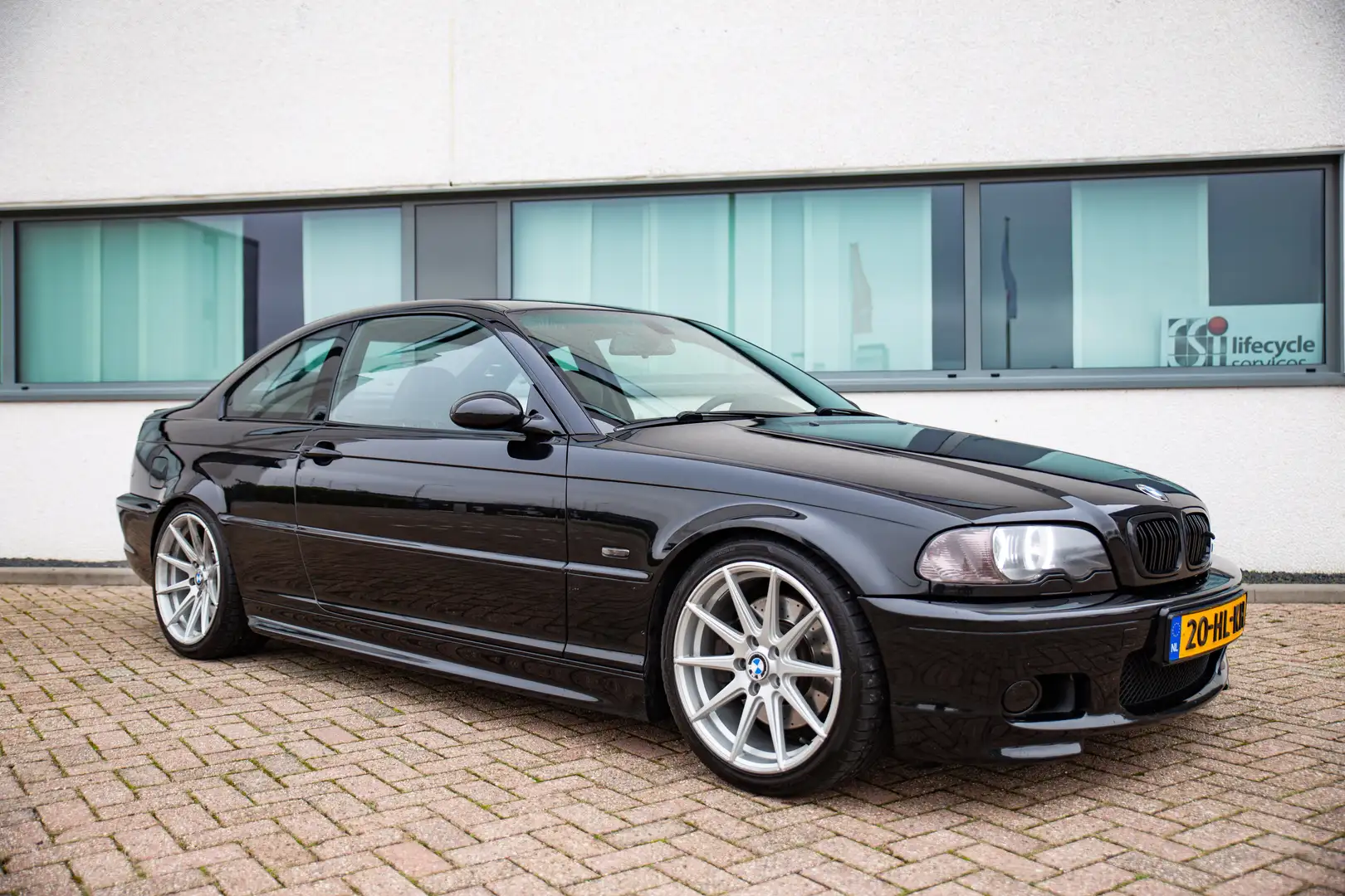 BMW 330 330 330Ci Executive Zwart - 1