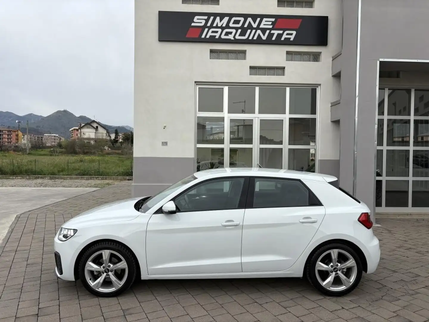 Audi A1 SPB 30 TFSI Admired Bianco - 2