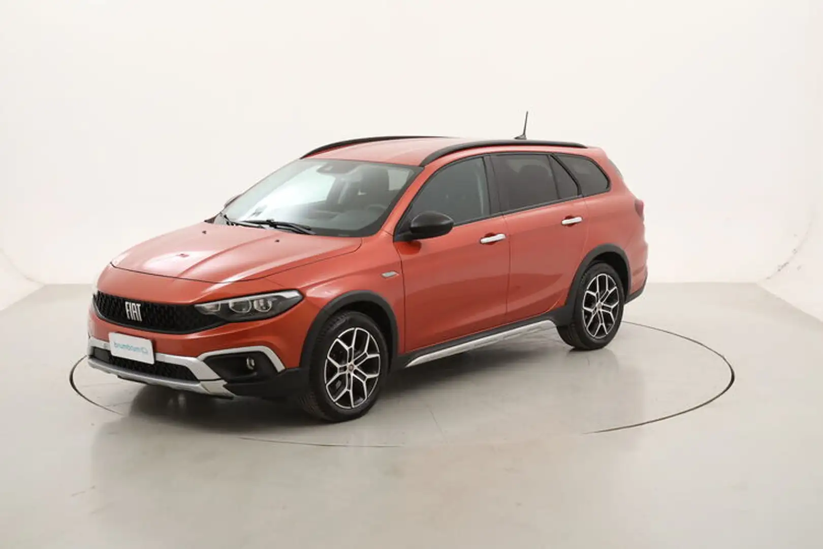 Fiat Tipo SW Cross 1.6 Diesel 131CV Arancione - 1