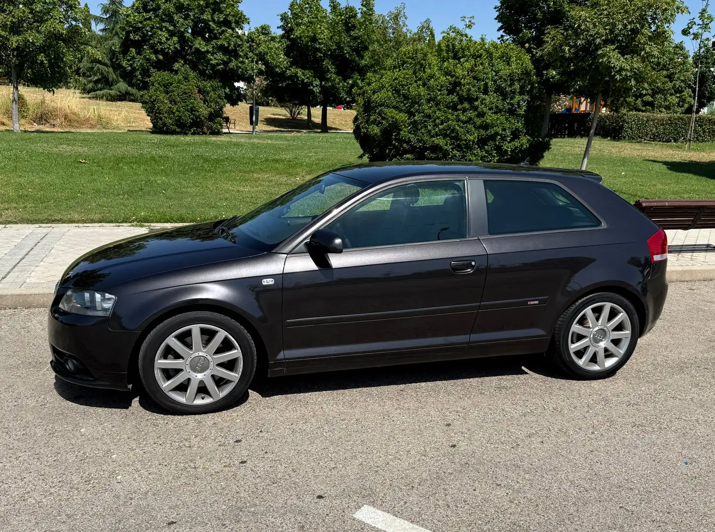Audi A3 A3 2.0TDI S-Line  Limited Edition S-Tronic 170 Negro - 2