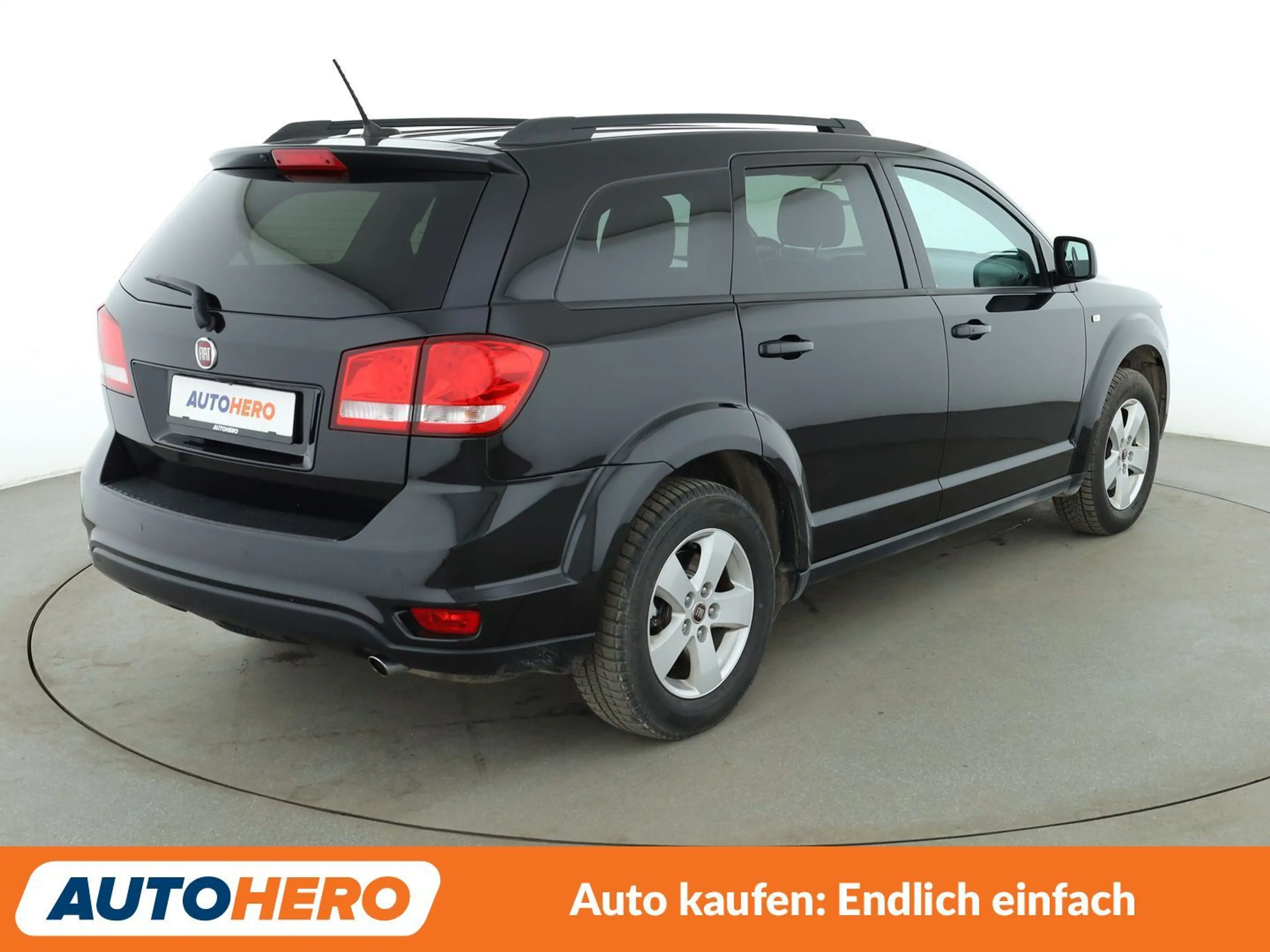 Fiat Freemont 2.0 Multijet Black Code AWD — photo 6