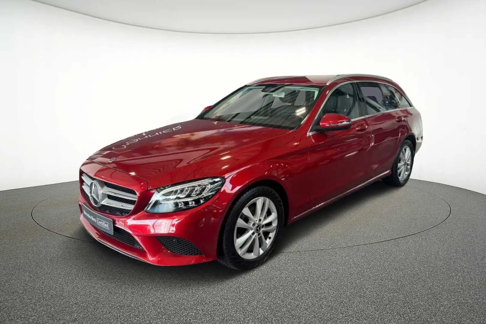 Mercedes-Benz C 180 d Estate Rouge - 1