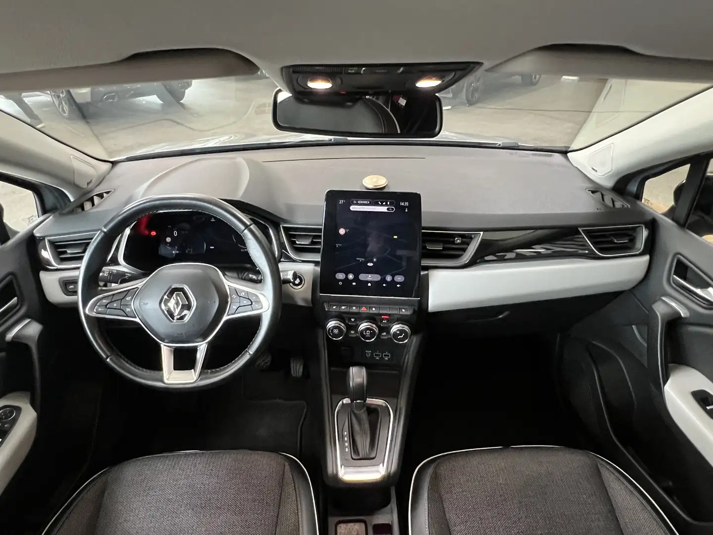 Renault Captur 1.3 TCe 130 Intens | Groot Navi | Bose | Stoelverw Silber - 2