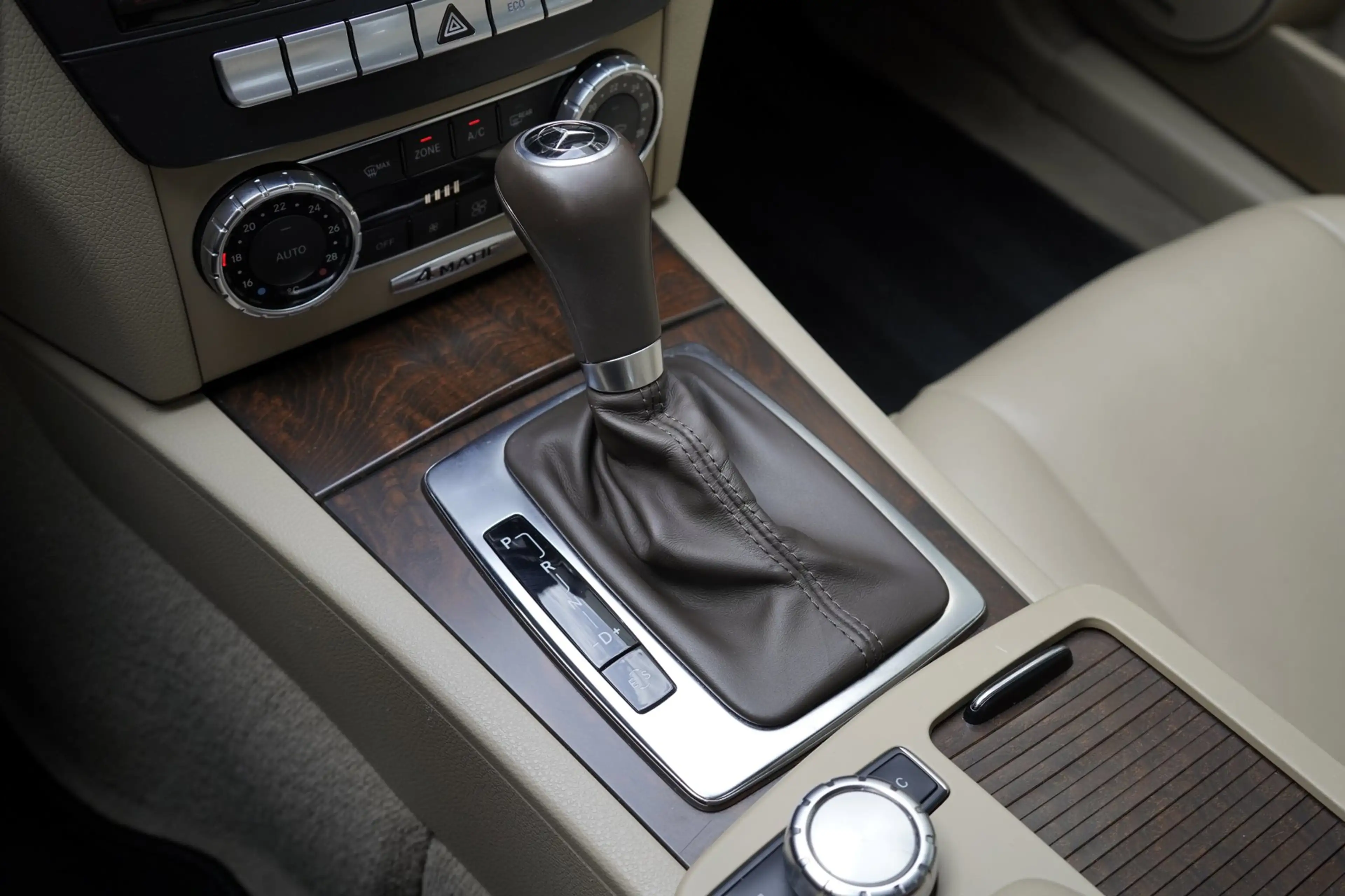 Mercedes-Benz C 350 4M Elegance V6 306pk Facelift NAP — photo 15