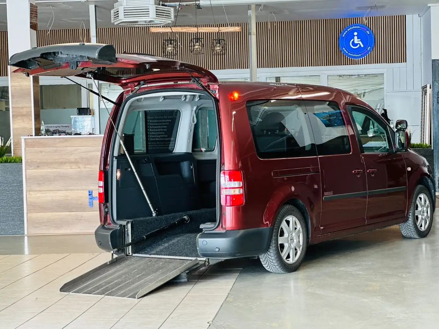 Volkswagen Caddy DSG Maxi Behindertengerecht-Rampe SpaceDri Mor - 1