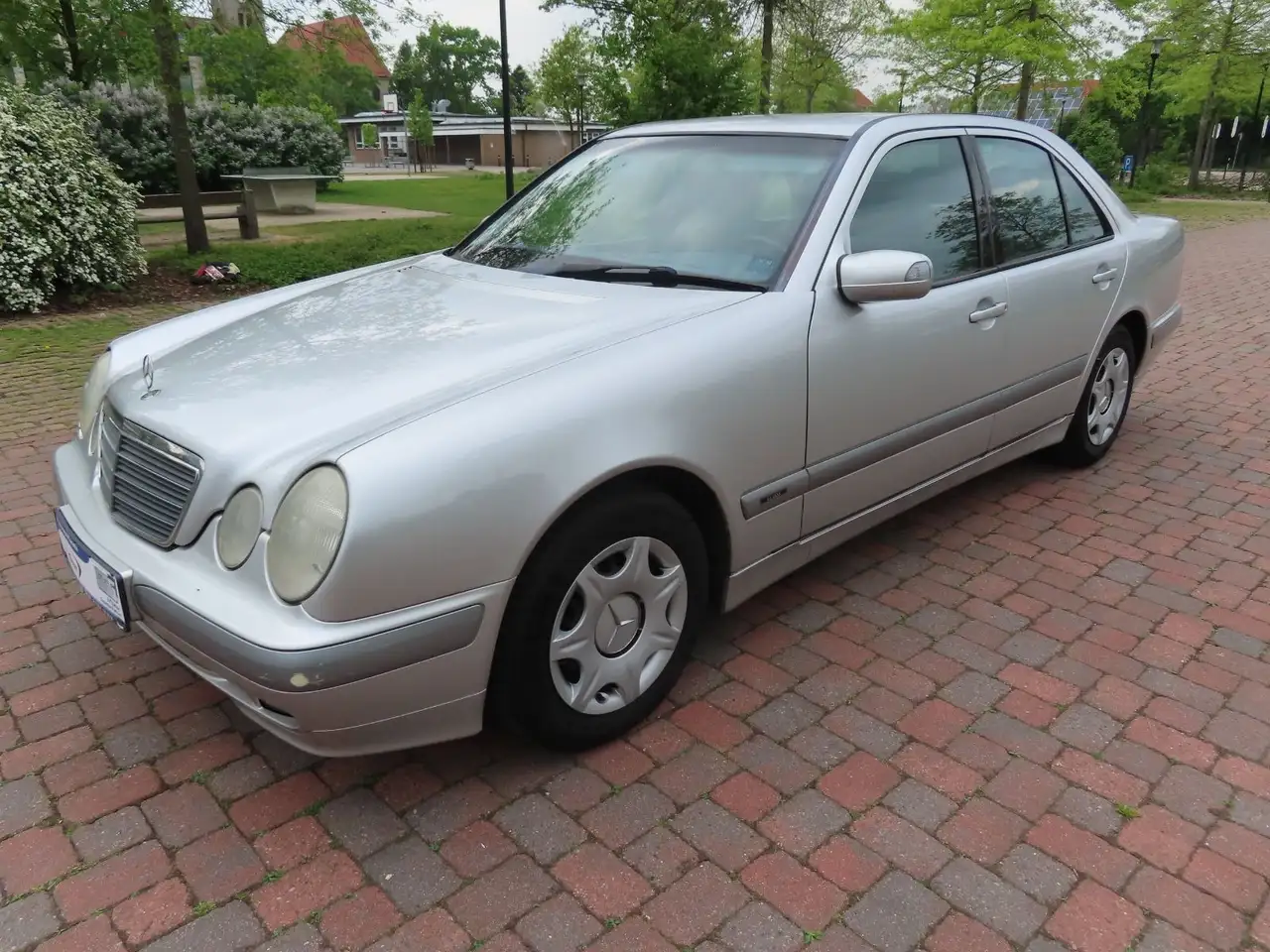 Mercedes-Benz E 200 CDI Limo nachg.DPF Klima Temp Sitzh AHK, foto 3