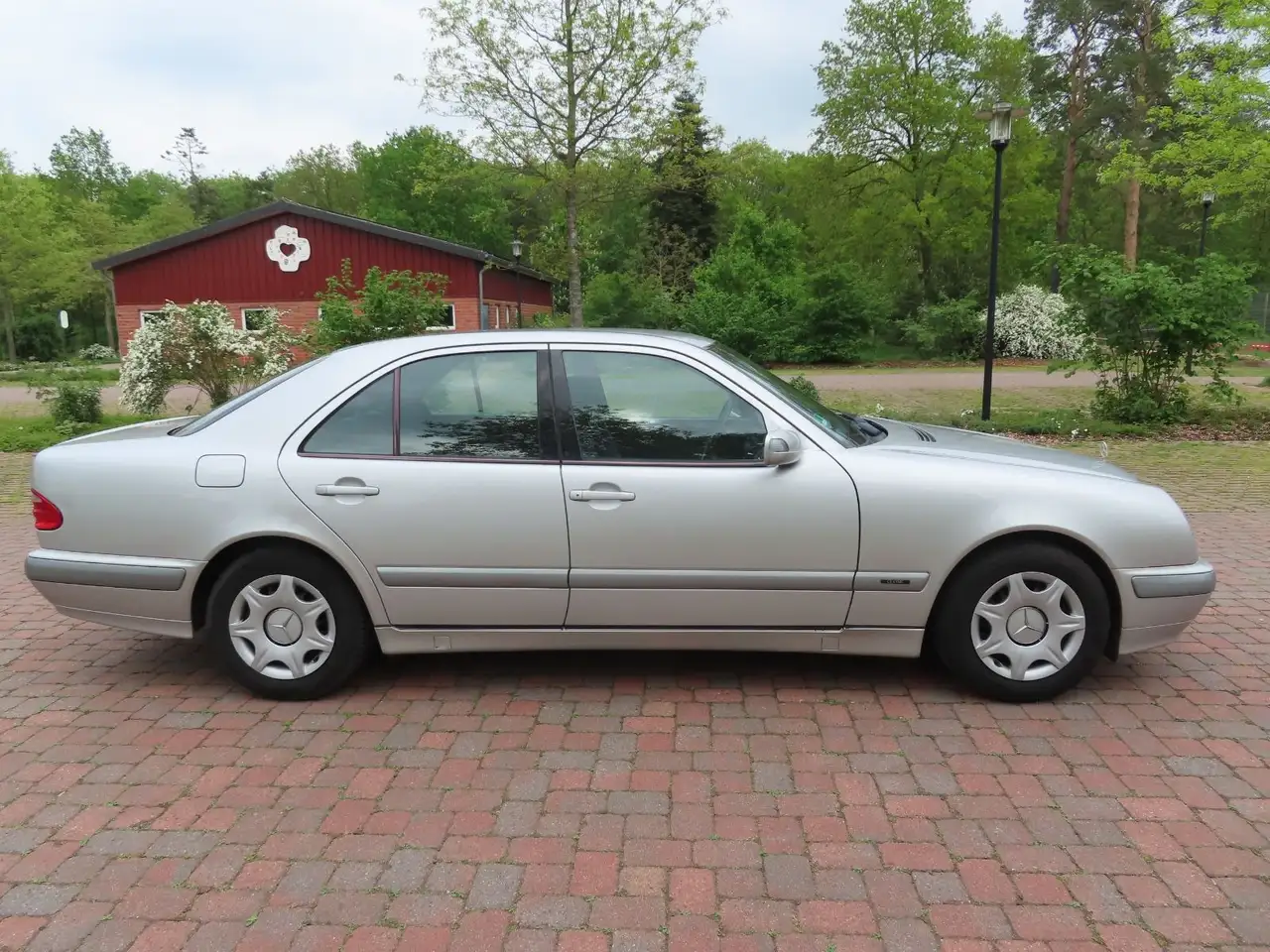 Mercedes-Benz E 200 CDI Limo nachg.DPF Klima Temp Sitzh AHK, foto 9