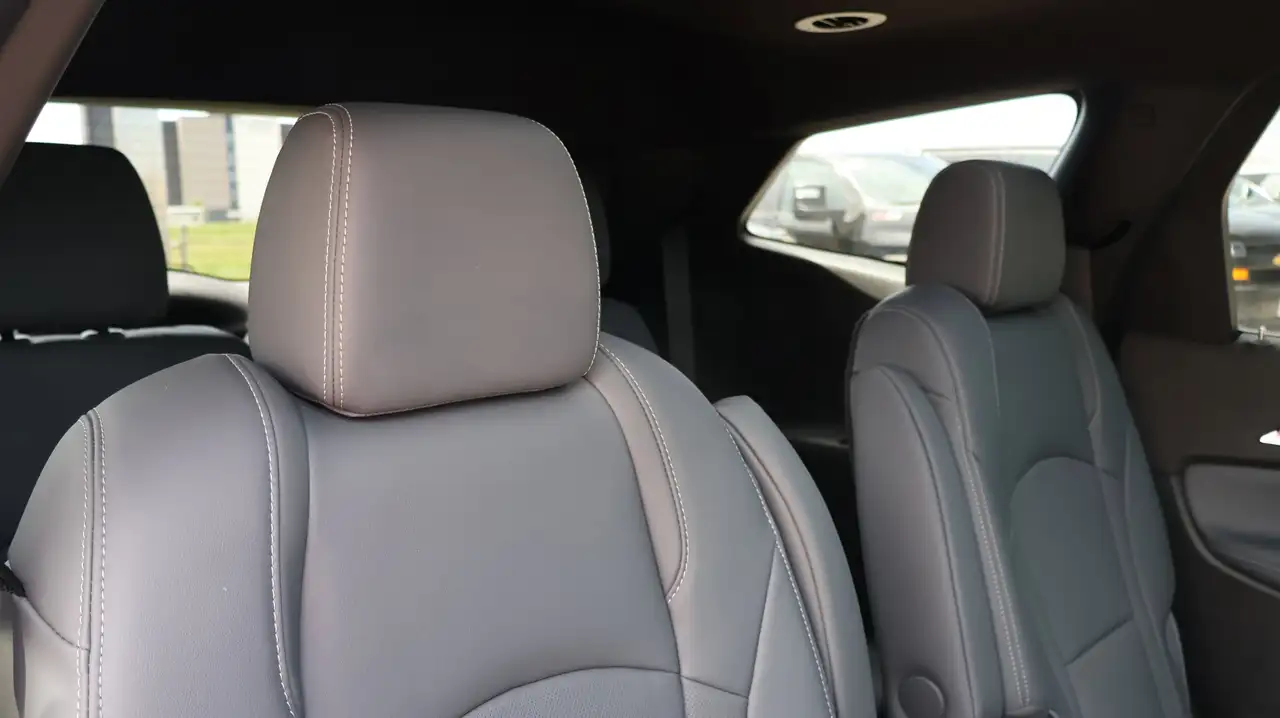 Buick Enclave снимка Buick Enclave