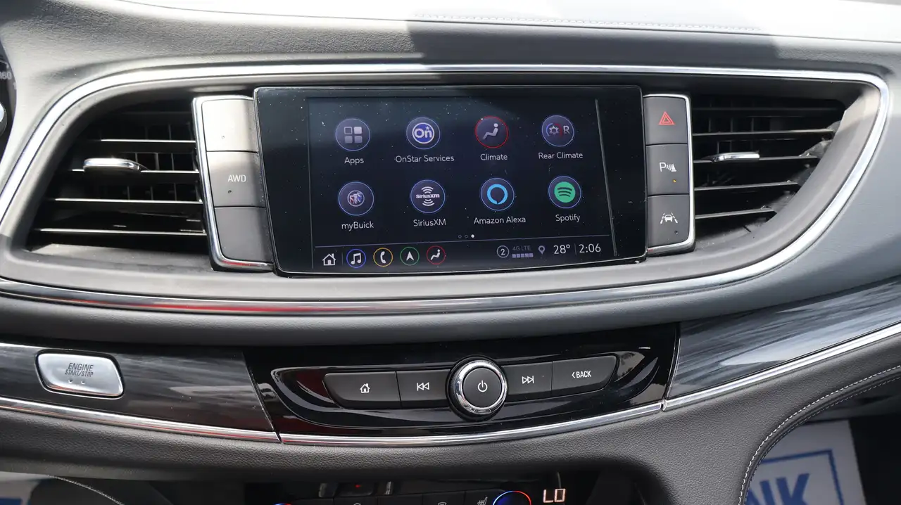 Buick Enclave снимка Buick Enclave
