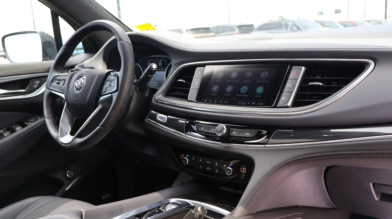 Buick Enclave снимка Buick Enclave