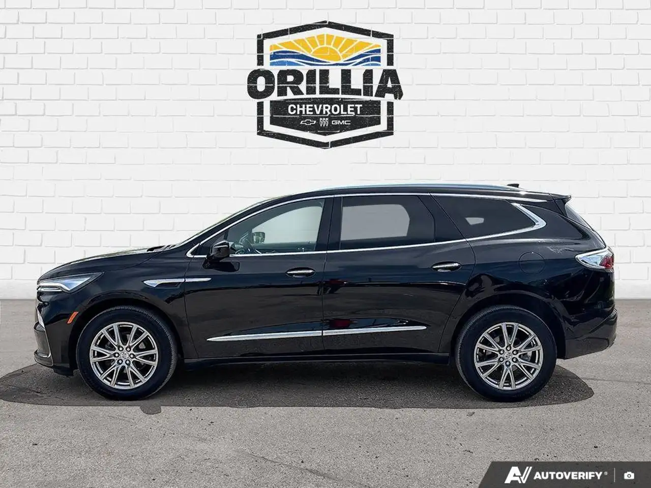 Buick Enclave снимка Buick Enclave