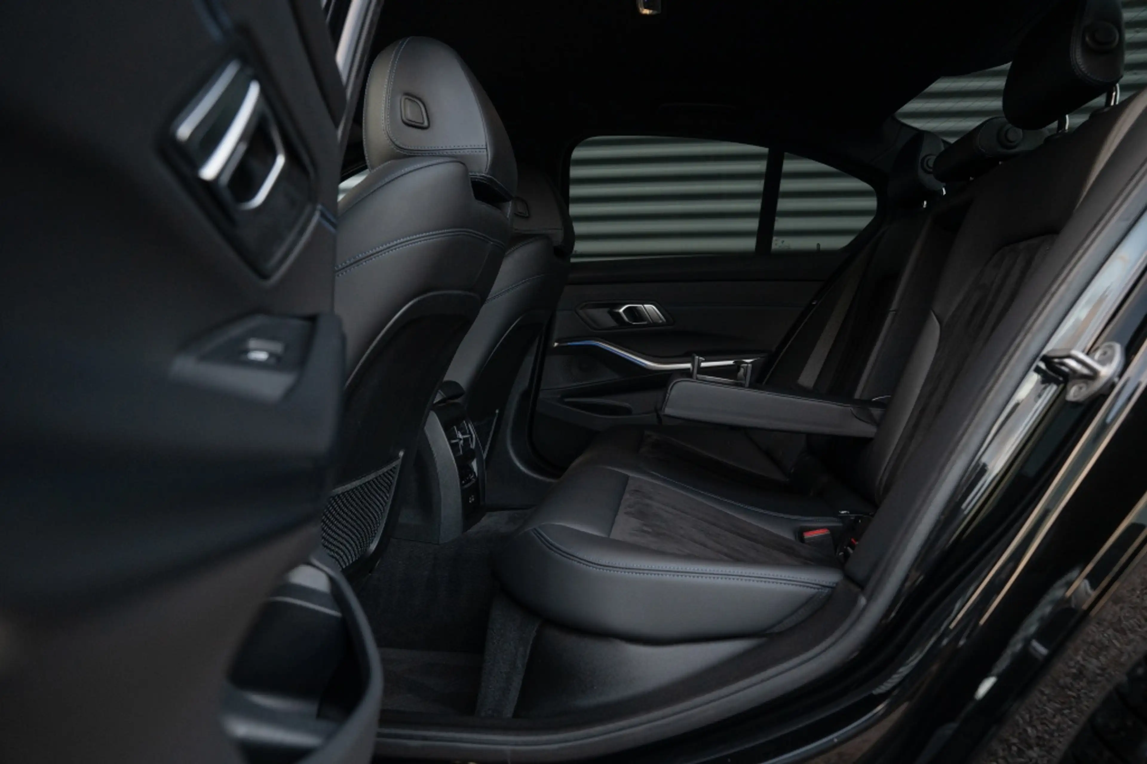 BMW 318 3-serie 318i M-Sport | M340 look | 19' Inch | Sfee — photo 42