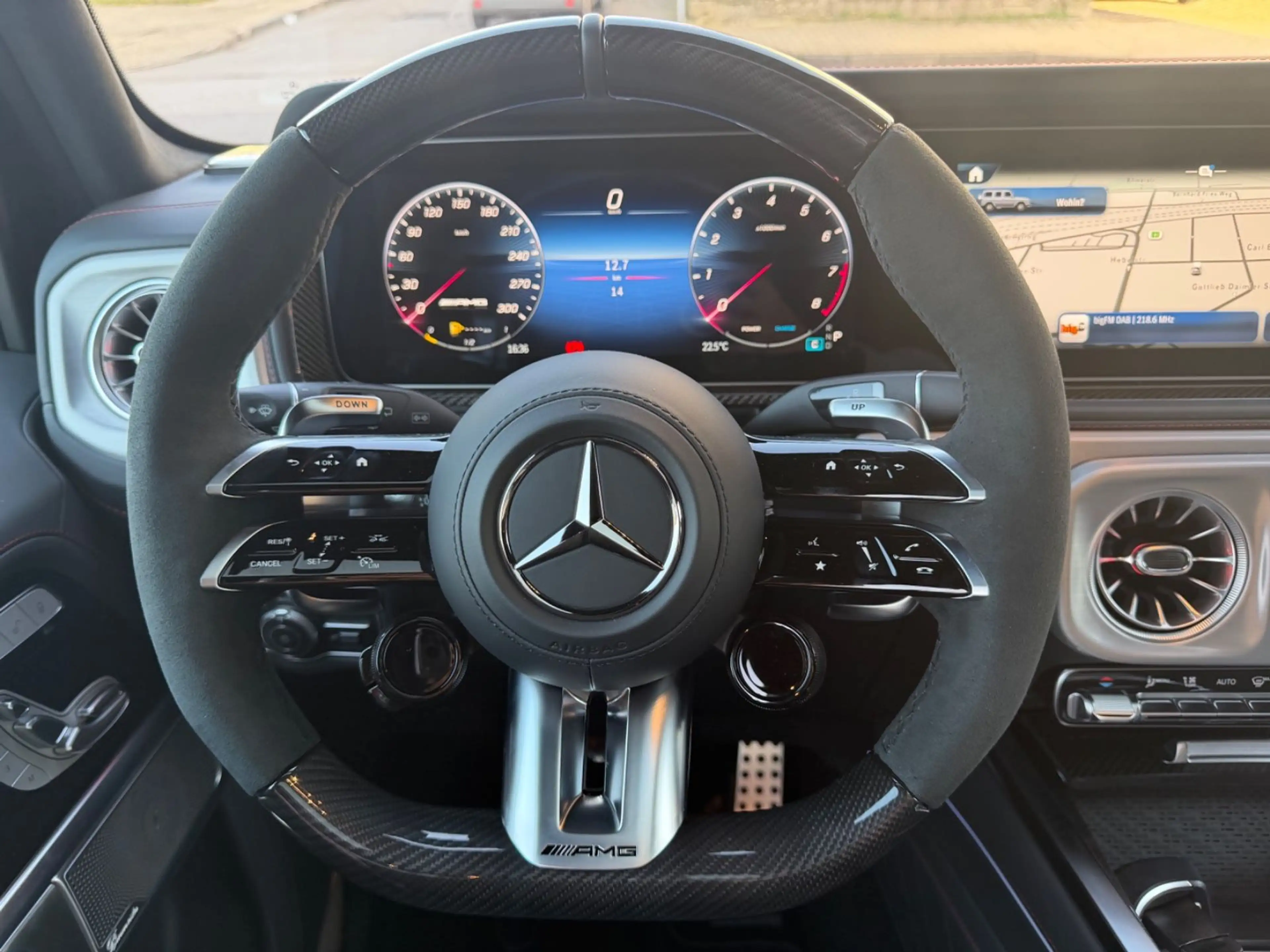 Mercedes-Benz G 63 AMG MY27|SCHWARZ|CARBONEXTERIOR|ACTIVE RIDE|SUPERIOR — photo 12