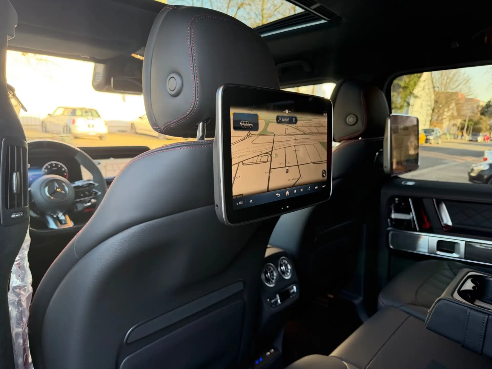벤츠 G-Class G 63 AMG 2026 건메탈 사진 8