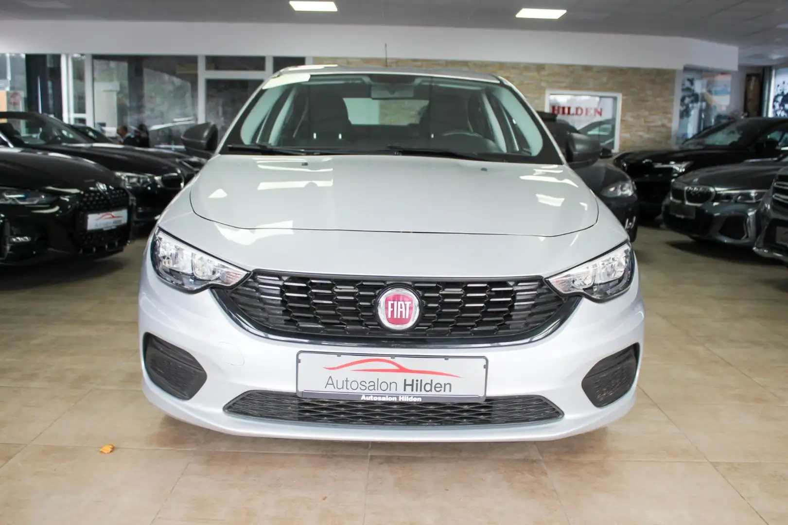 Fiat Tipo 1.4 Pop Limousine Klima USB TÜV Neu 1.Hand Silber - 2