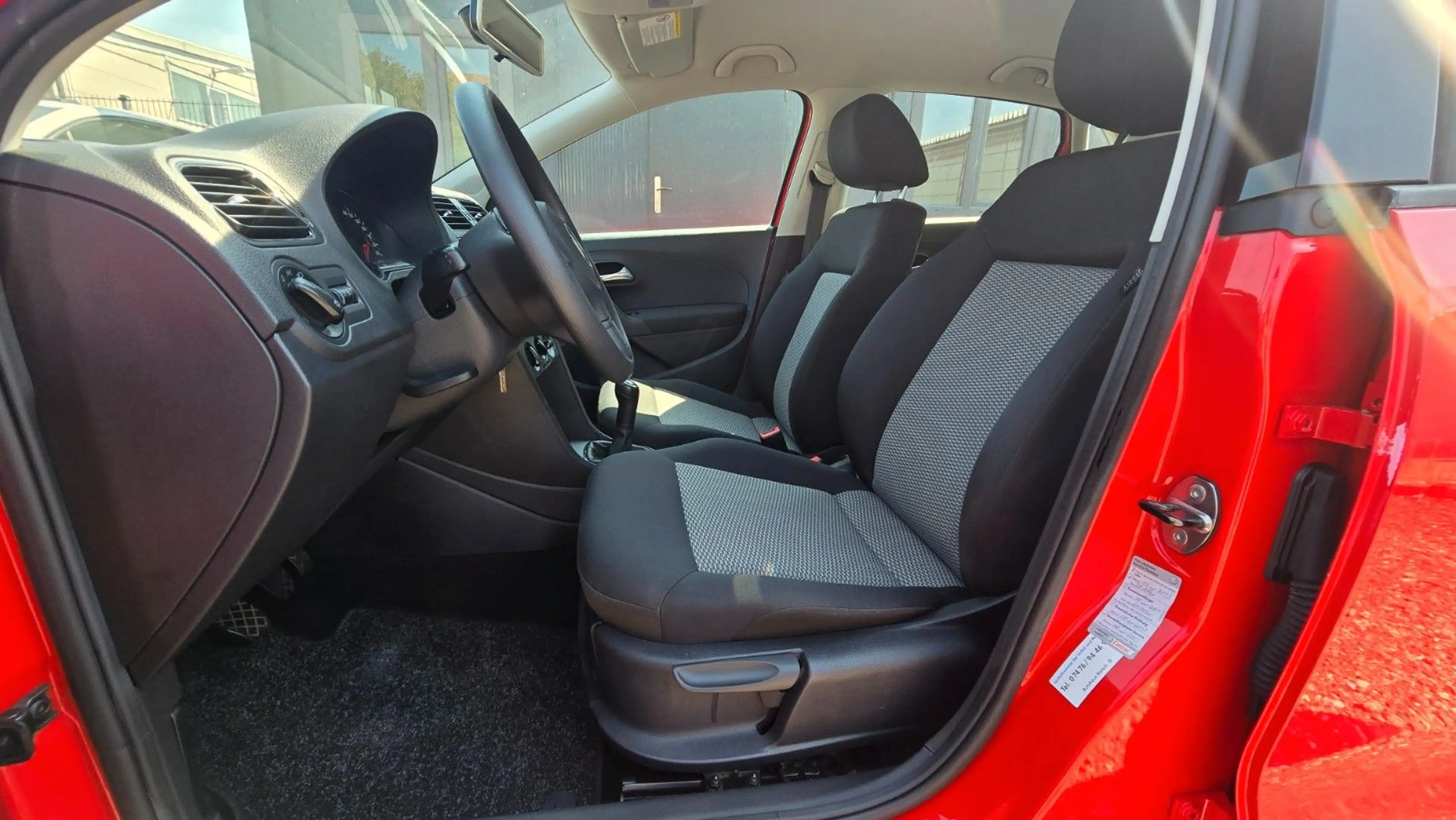 Volkswagen Polo V *41000Tkm*TÜV 03/2028 — photo 14