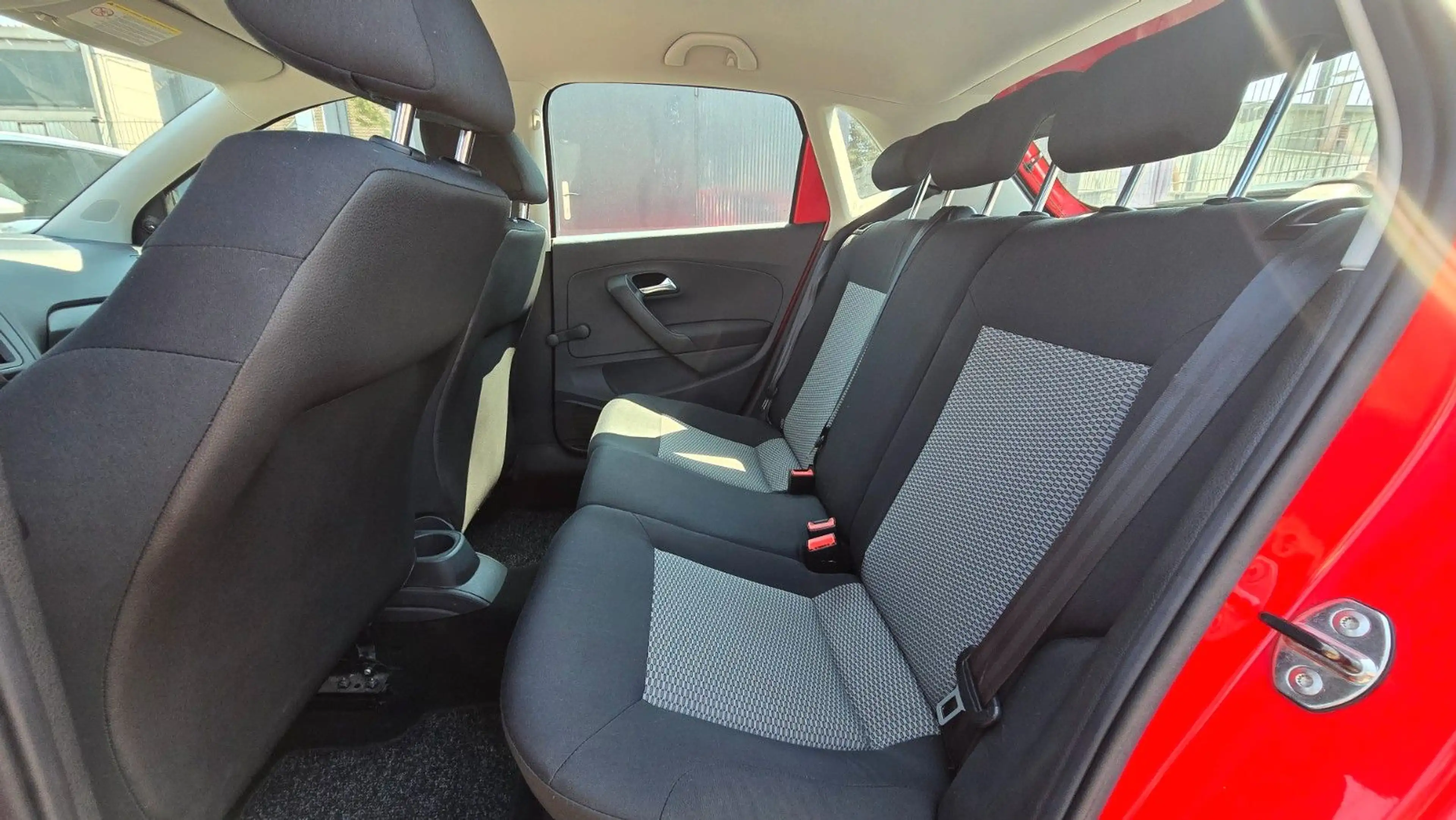 Volkswagen Polo V *41000Tkm*TÜV 03/2028 — photo 15