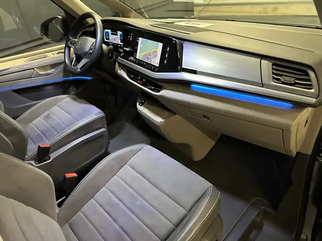 Volkswagen T7 Multivan Style lang*PANORAMA*el.TÜRE*Standhzg*HOLZ-Boden