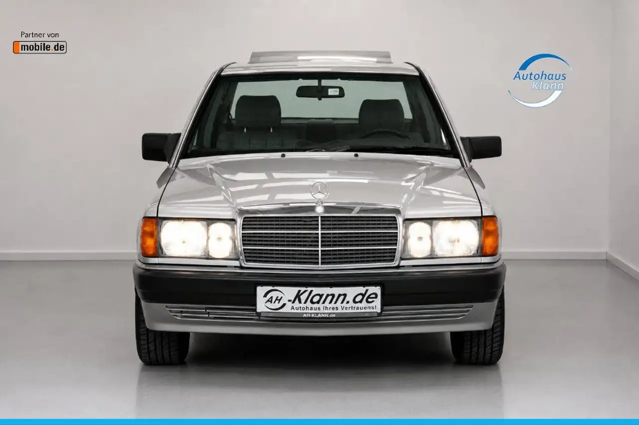 Mercedes-Benz 190 E 1.8 109PS Automatik H-KZ Original Zustand, foto 2
