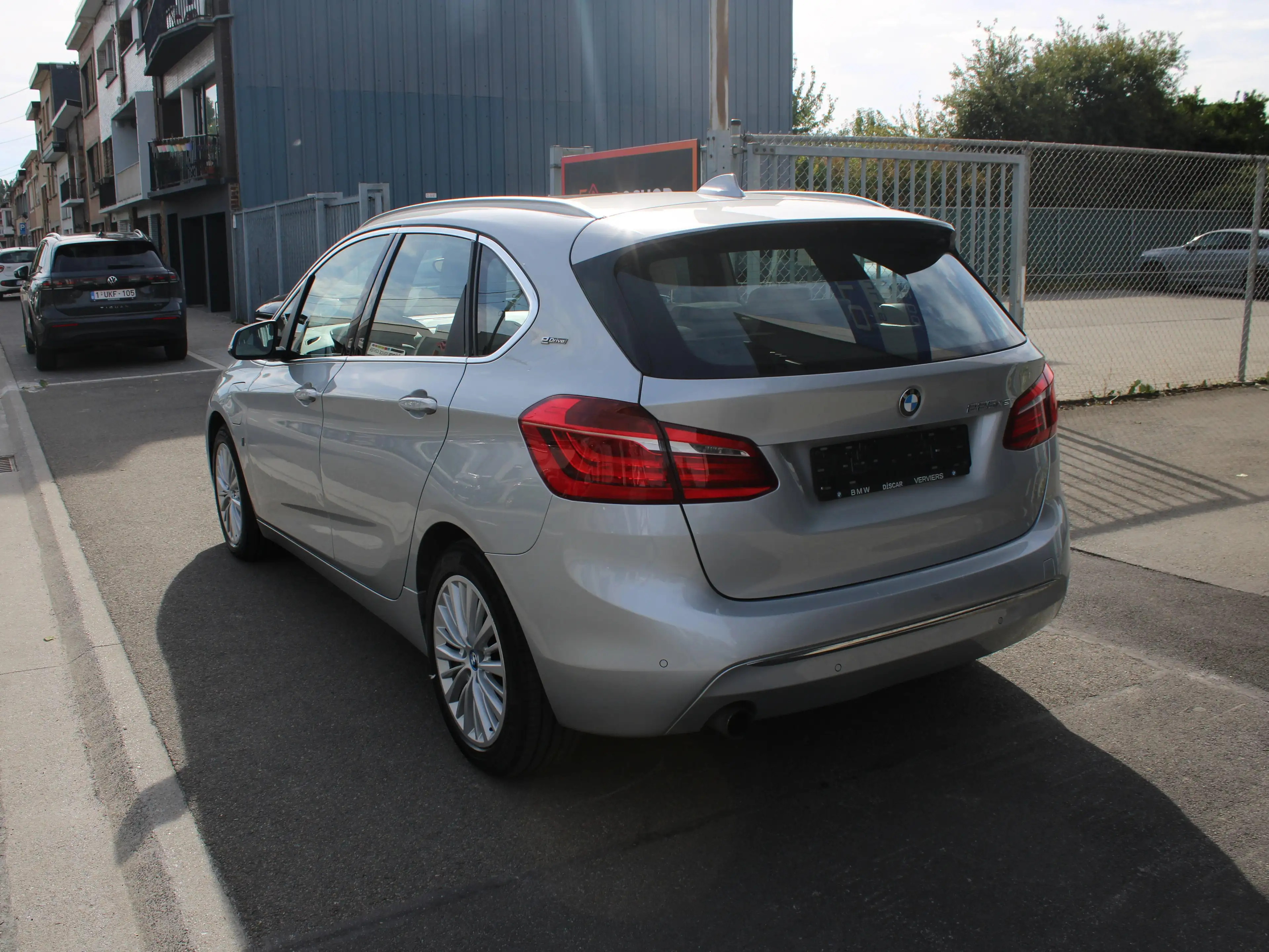 BMW 225 Active Tourer PHEV Hybride 225xeA+BOÎTE AUTO+CUIR — photo 5
