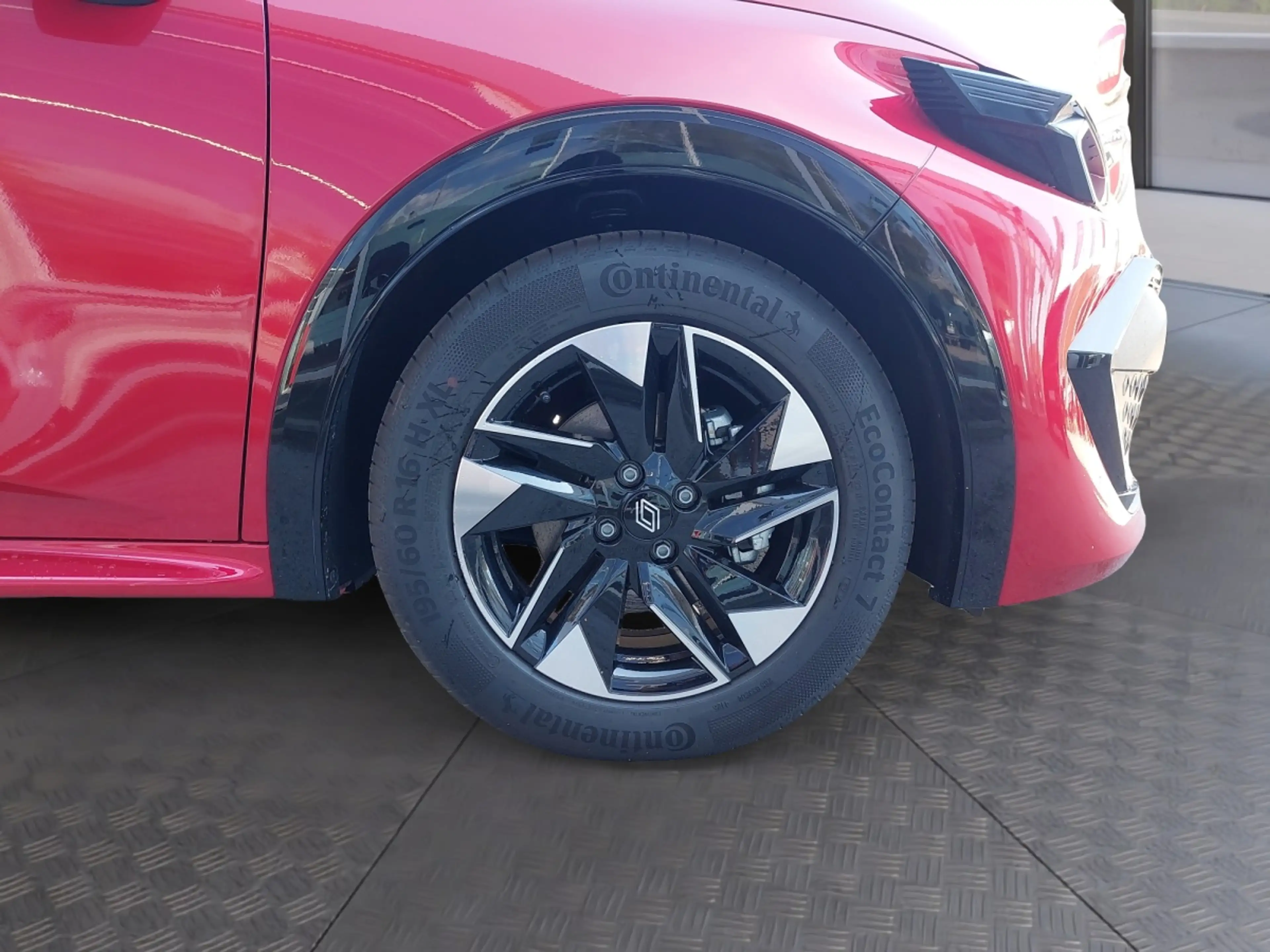 Renault Clio Techno Full Hybrid 160 — photo 14