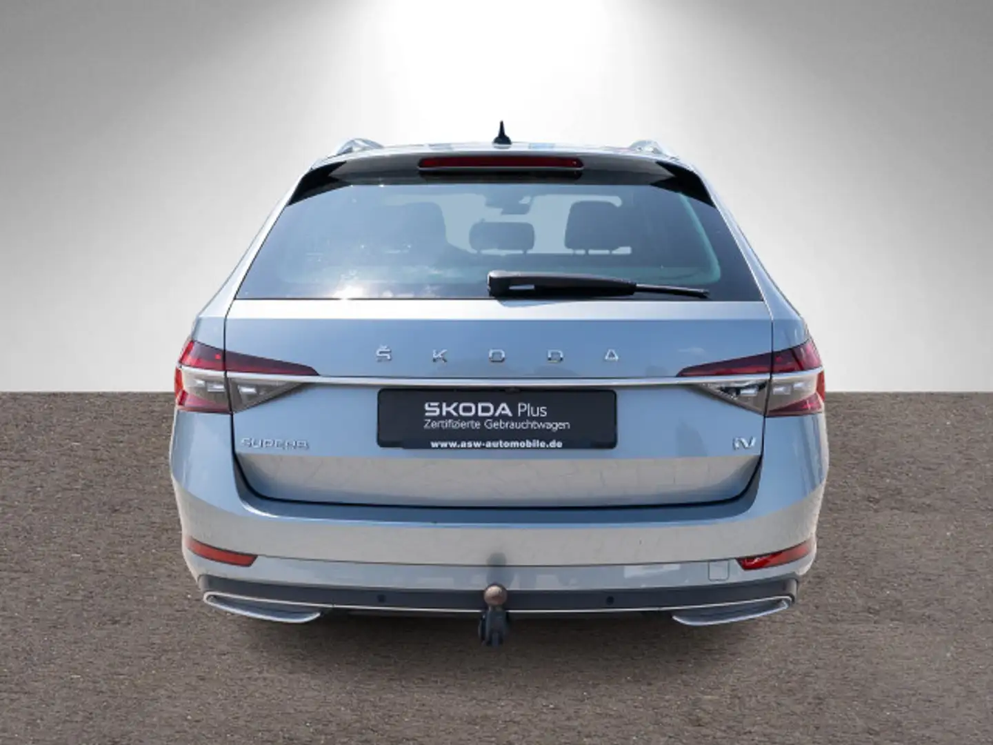 Skoda Superb Combi iV L&K 1.4TSI LED Navi 360° ACC AHK Grau - 2