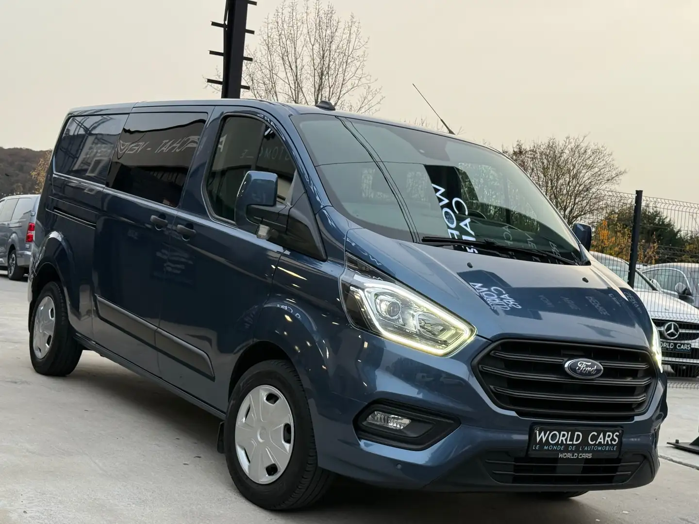 Ford Transit Custom 2.0 TDCi BOITE AUTO DOUBLE CAB. 6PLACES CAMERA Bleu - 2