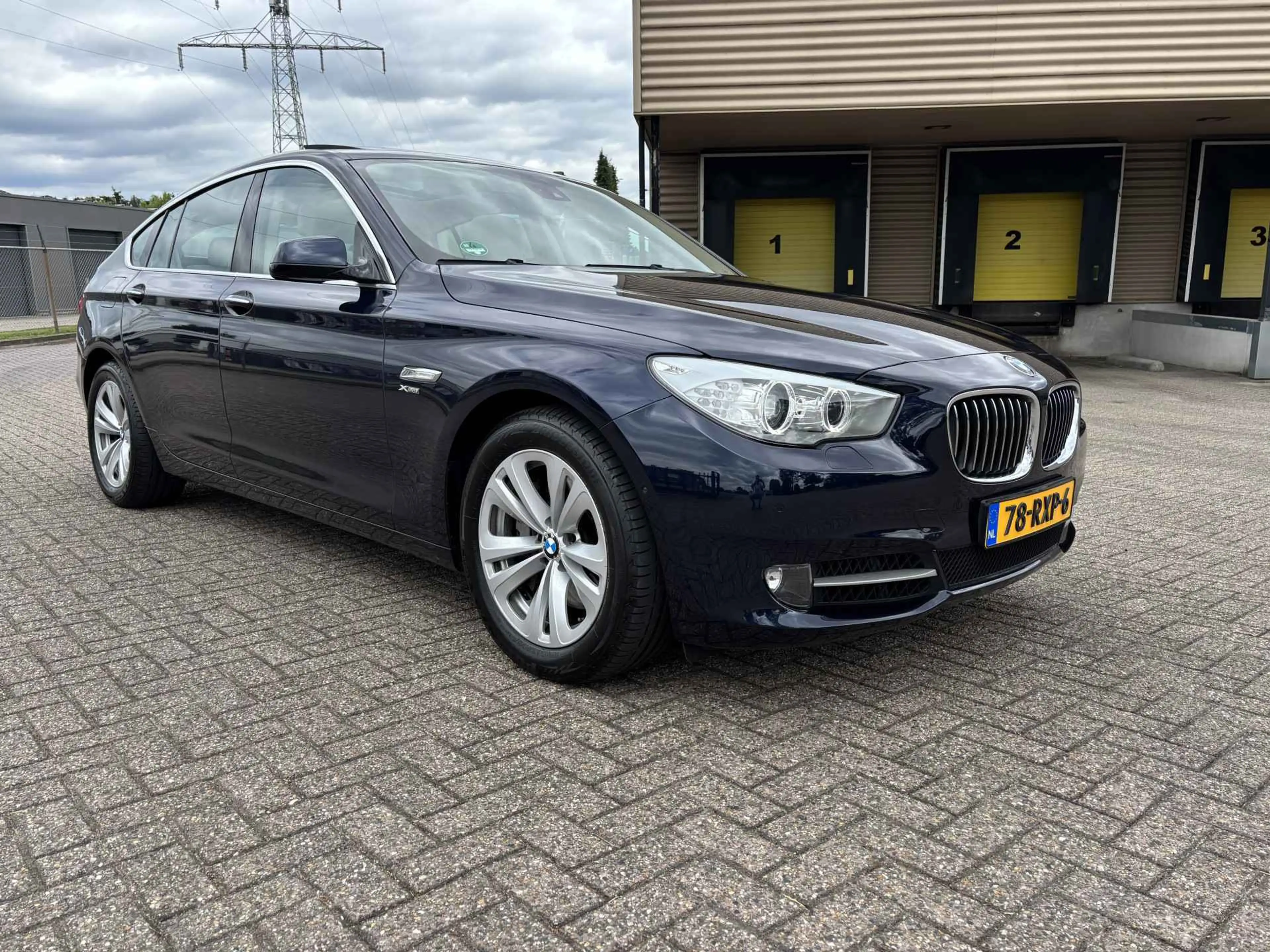 BMW 535 5-serie Gran Turismo 535xi High Executive — photo 4