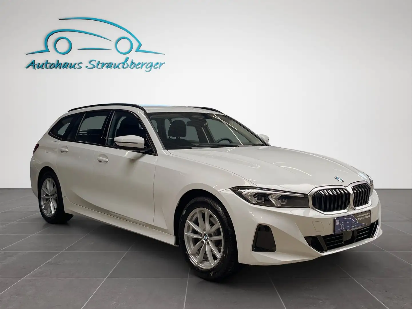 BMW 318 i Touring SHZ 3-ZKL. LED DAPro NP: 51.000,00€ Blanc - 2