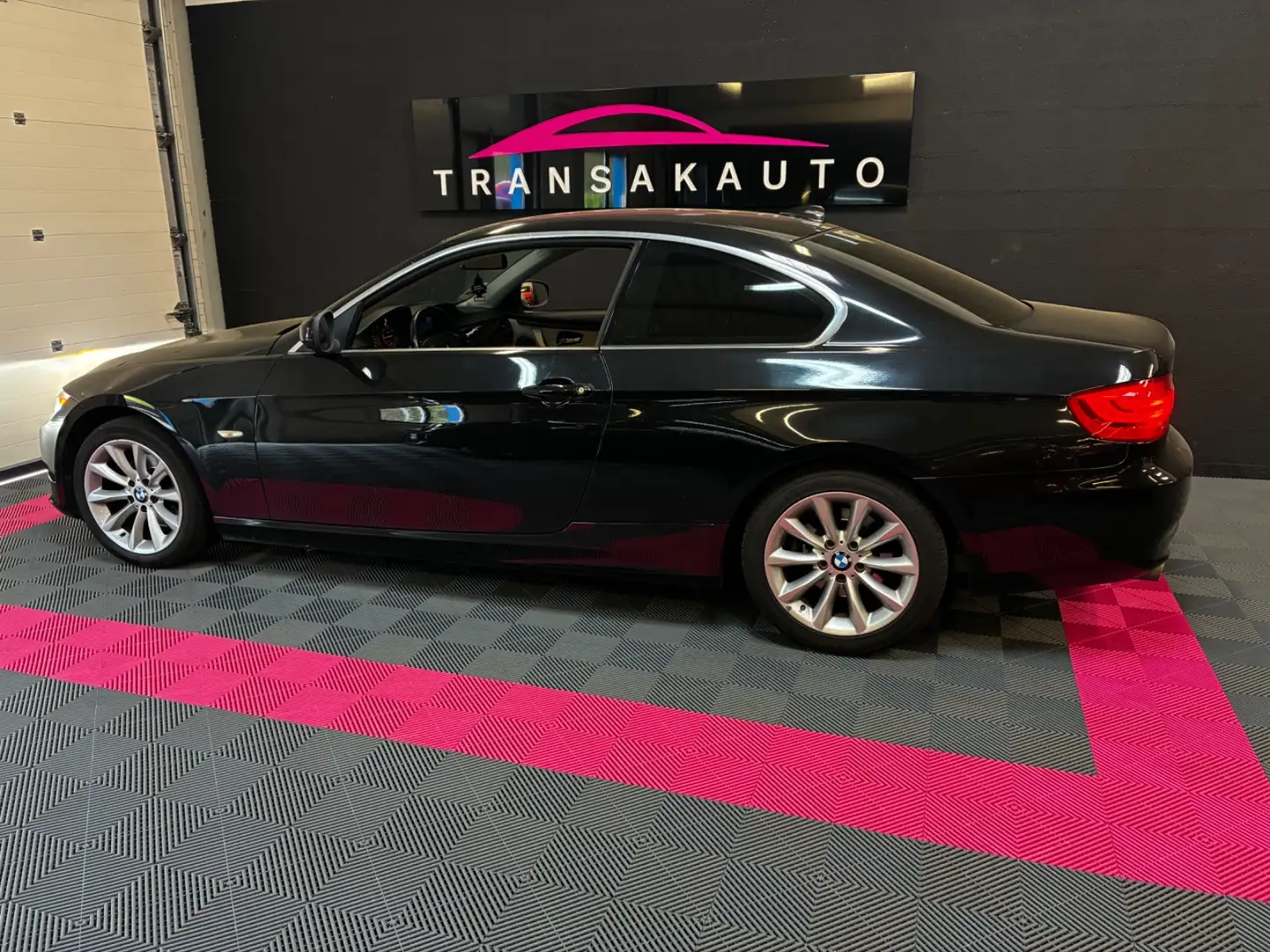 BMW Luxe Noir - 2