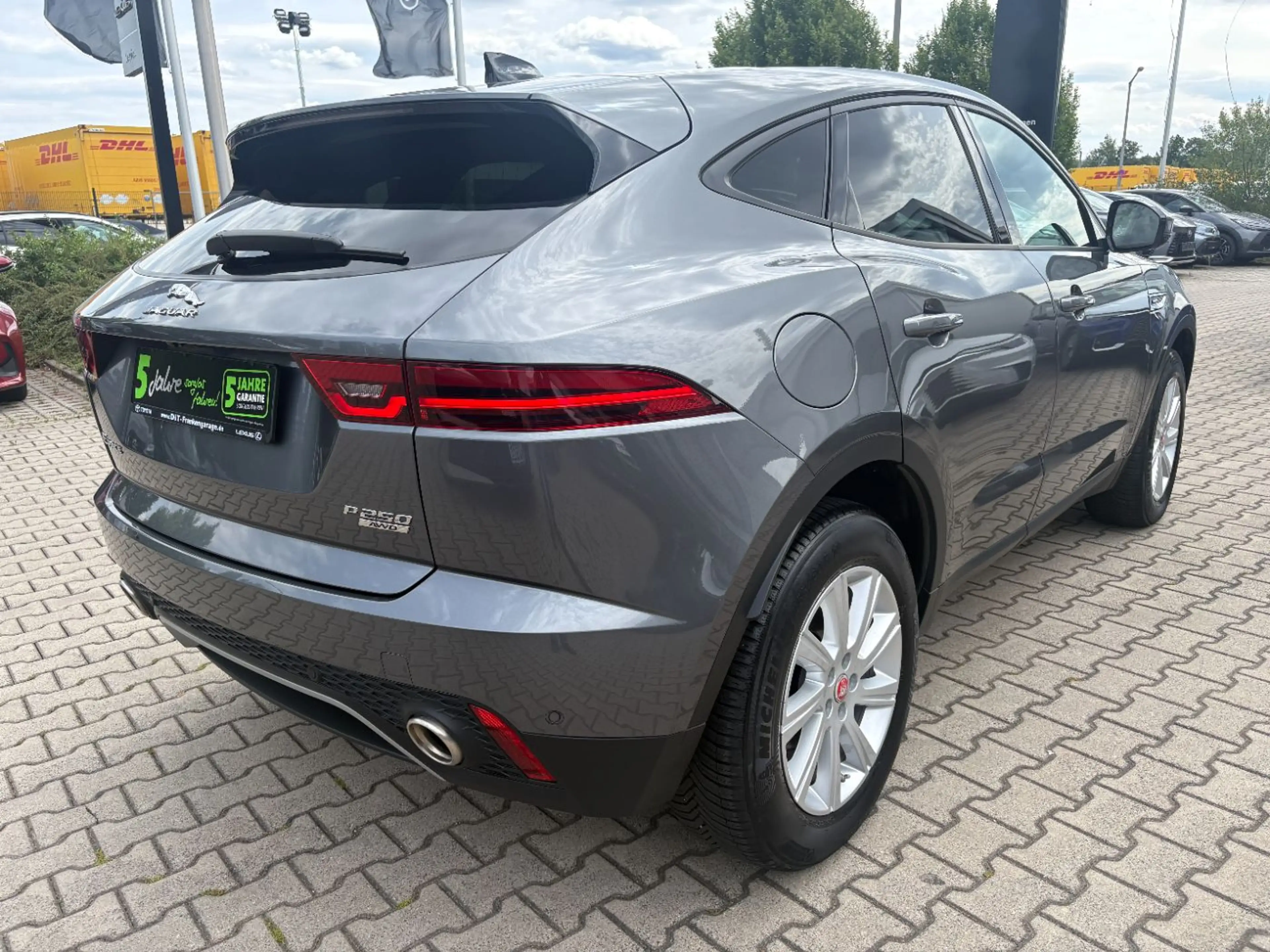 Jaguar E-Pace P250 S ACC+LED+Navi+SHZ+2xKlima+Kam.+LM — photo 4