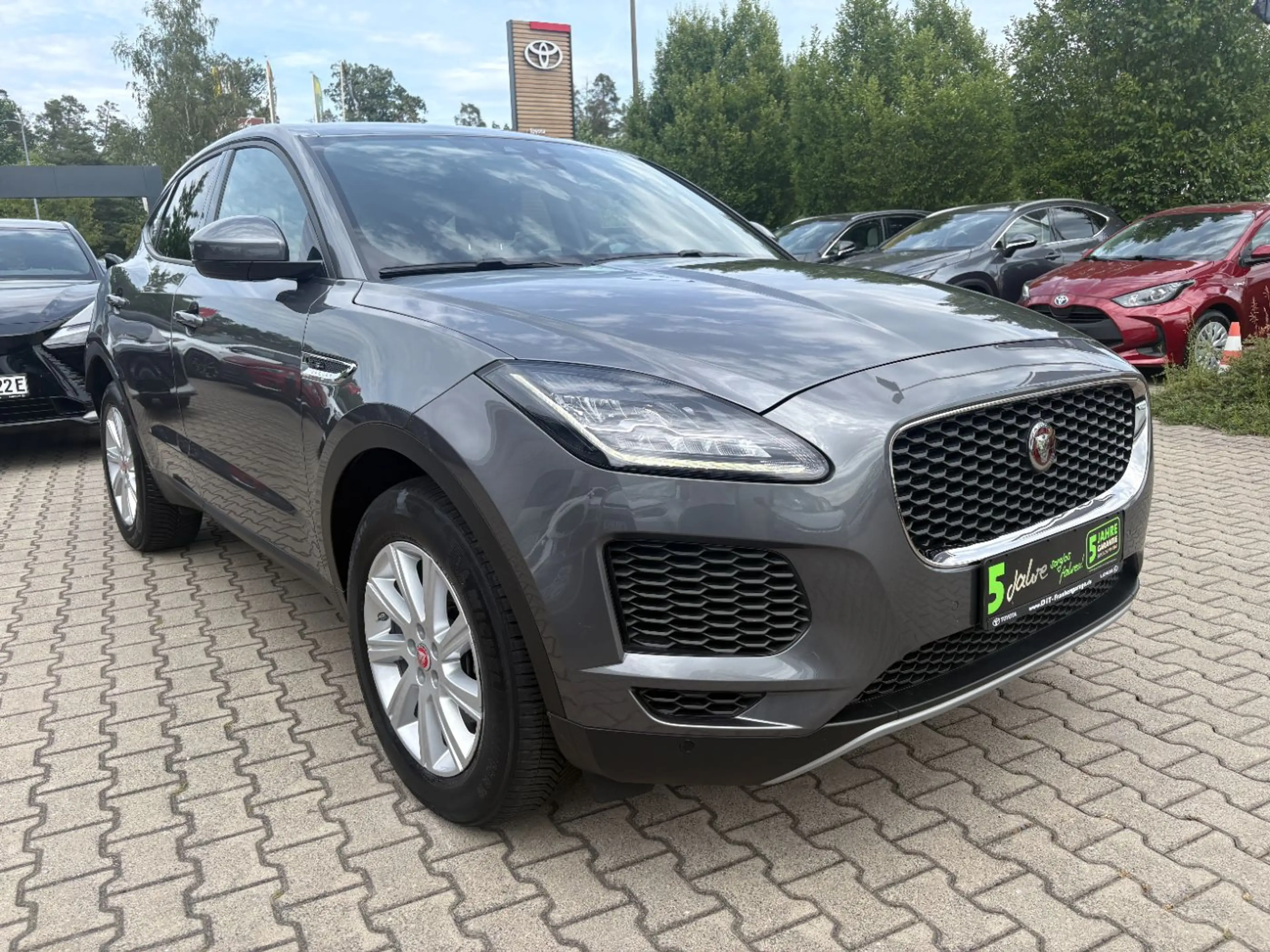 Jaguar E-Pace P250 S ACC+LED+Navi+SHZ+2xKlima+Kam.+LM — photo 3