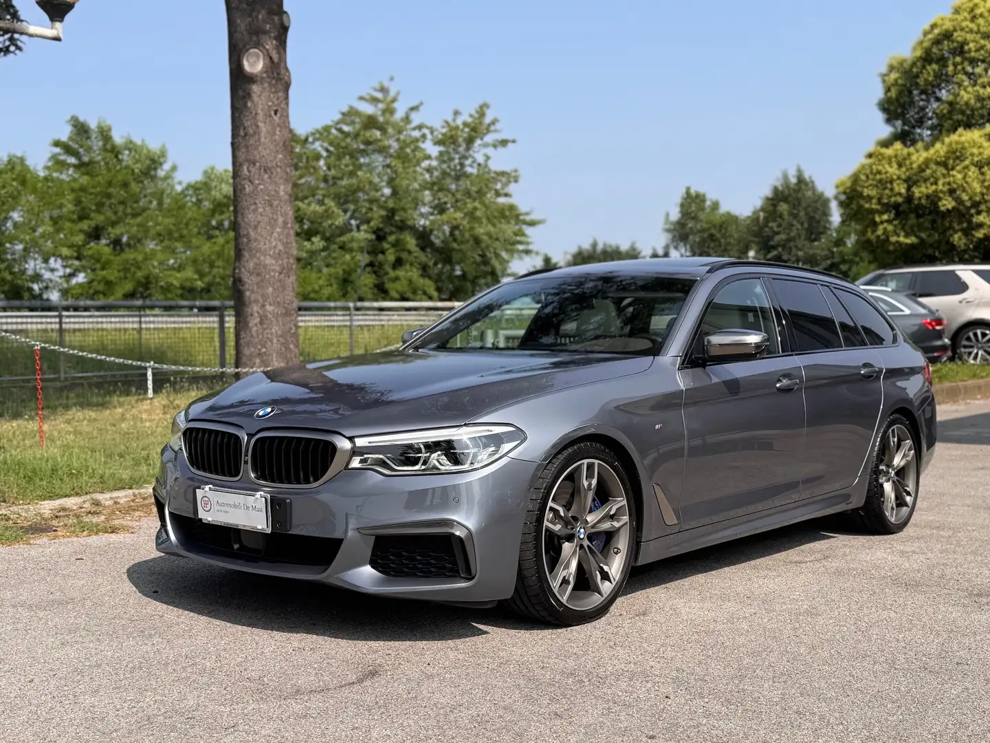 BMW 550 Touring M 550d Touring xdrive auto GARANZIA BMW Grigio - 1
