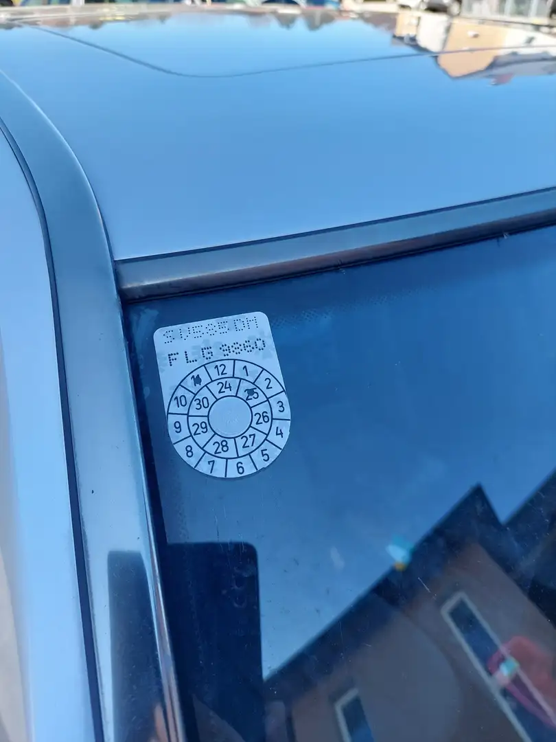 Mercedes-Benz E 250 E 250 Ds. Silber - 1