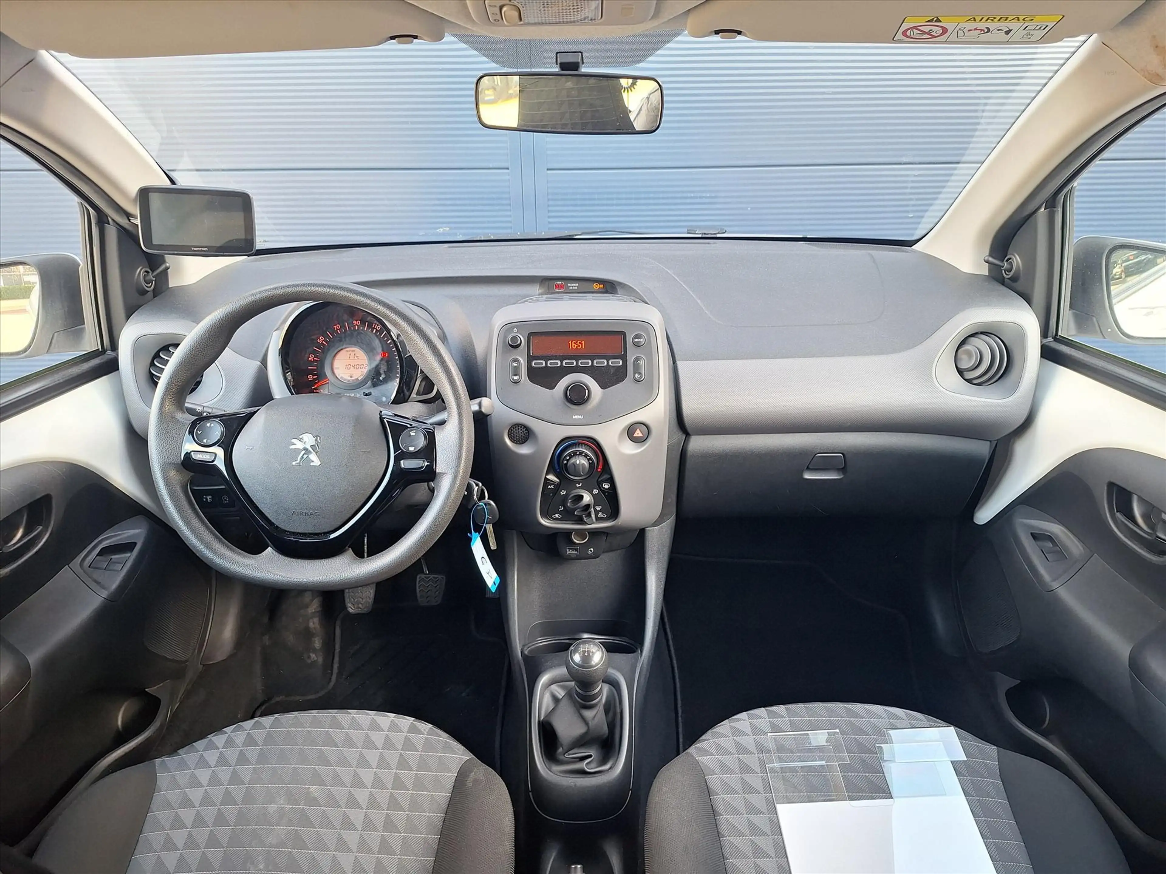 Peugeot 108 1.0 e-VTi 72pk 5D Active Airco I Bluetooth I Parke — photo 9