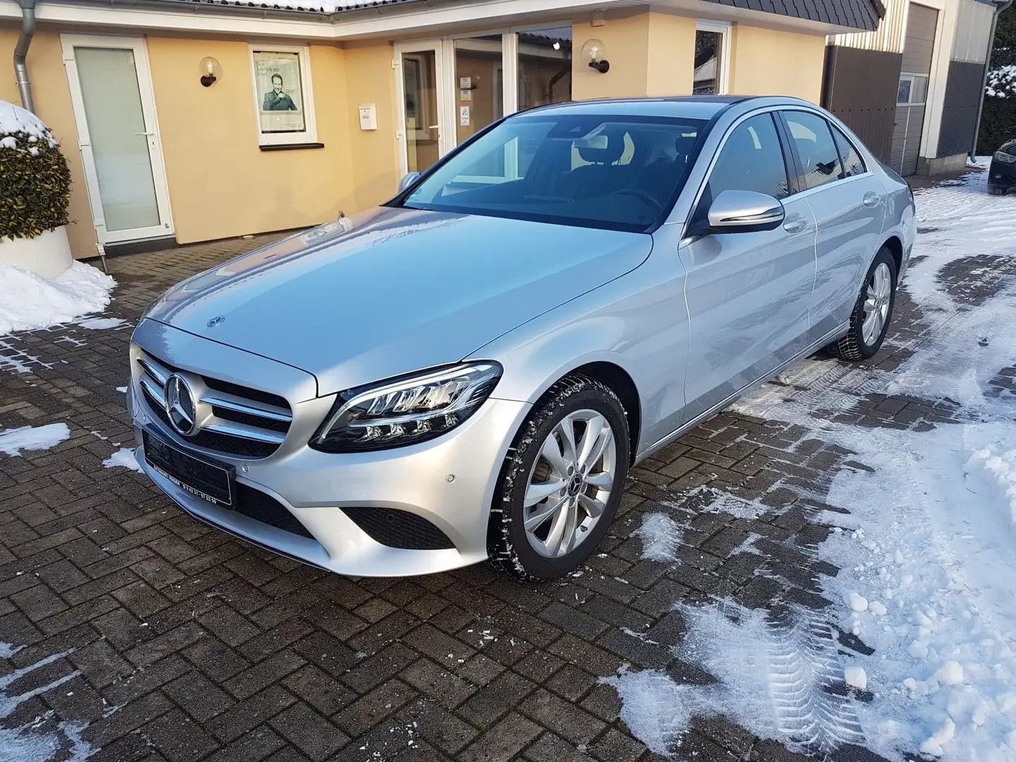 Mercedes-Benz C 180 CGI  Avantgarde  COMAND  LED  RFKA Argent - 1