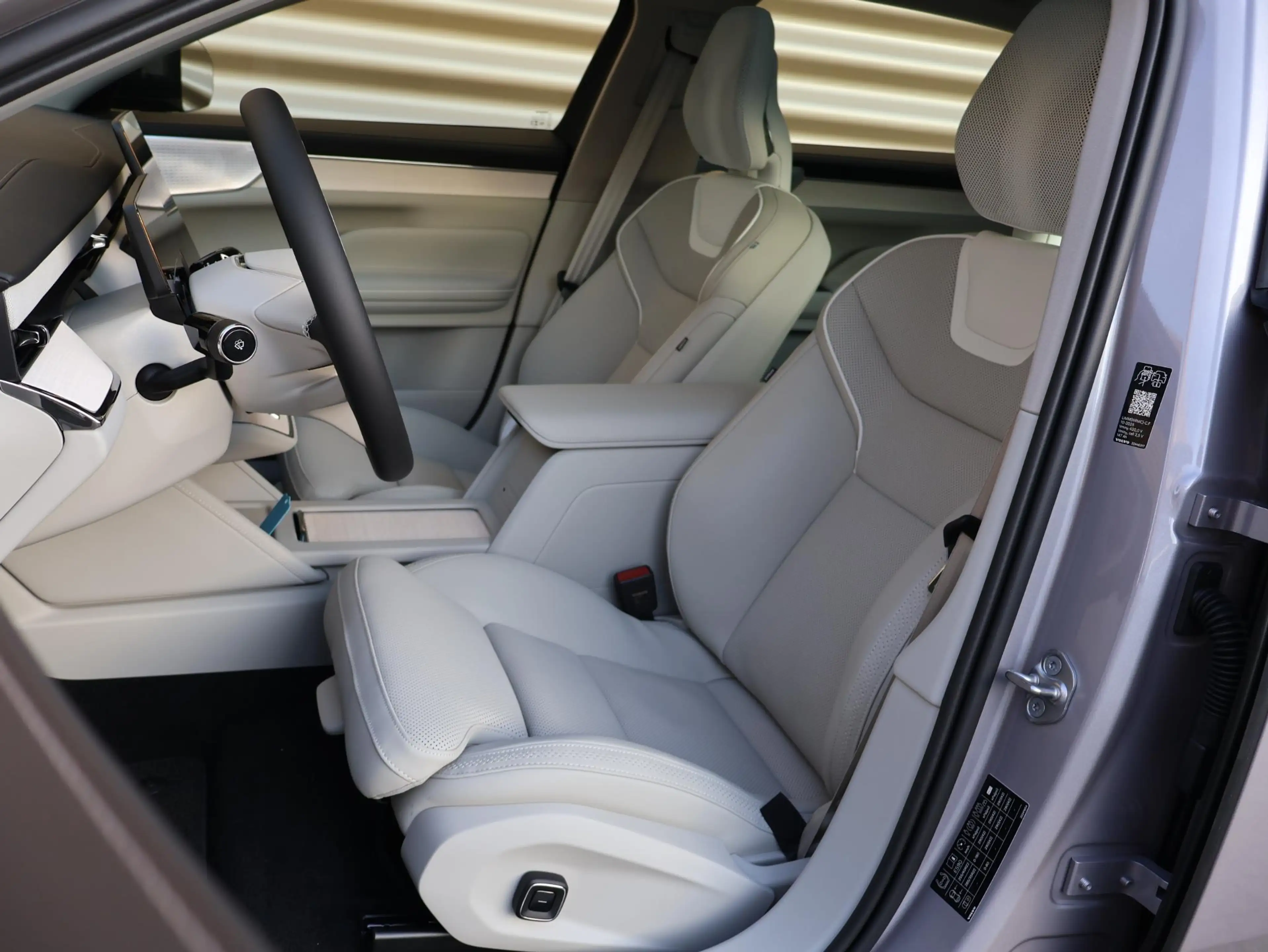 Volvo ES90 Single Motor Extended Range Ultra 92 kWh | FULL OP — photo 11