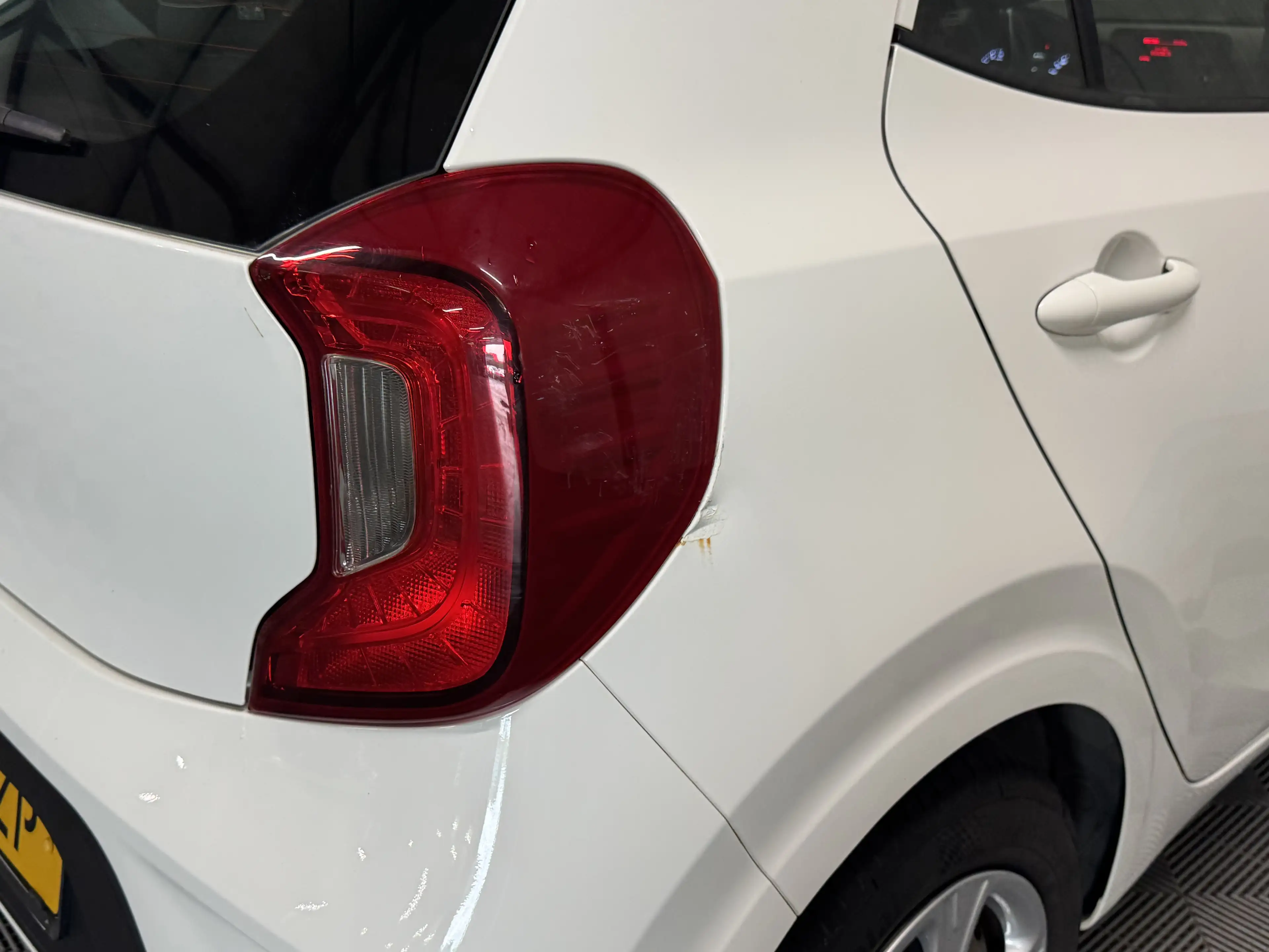 Kia Picanto 1.0 DPi | ComfortLine 5-Drs | Airco | Cruise — photo 22