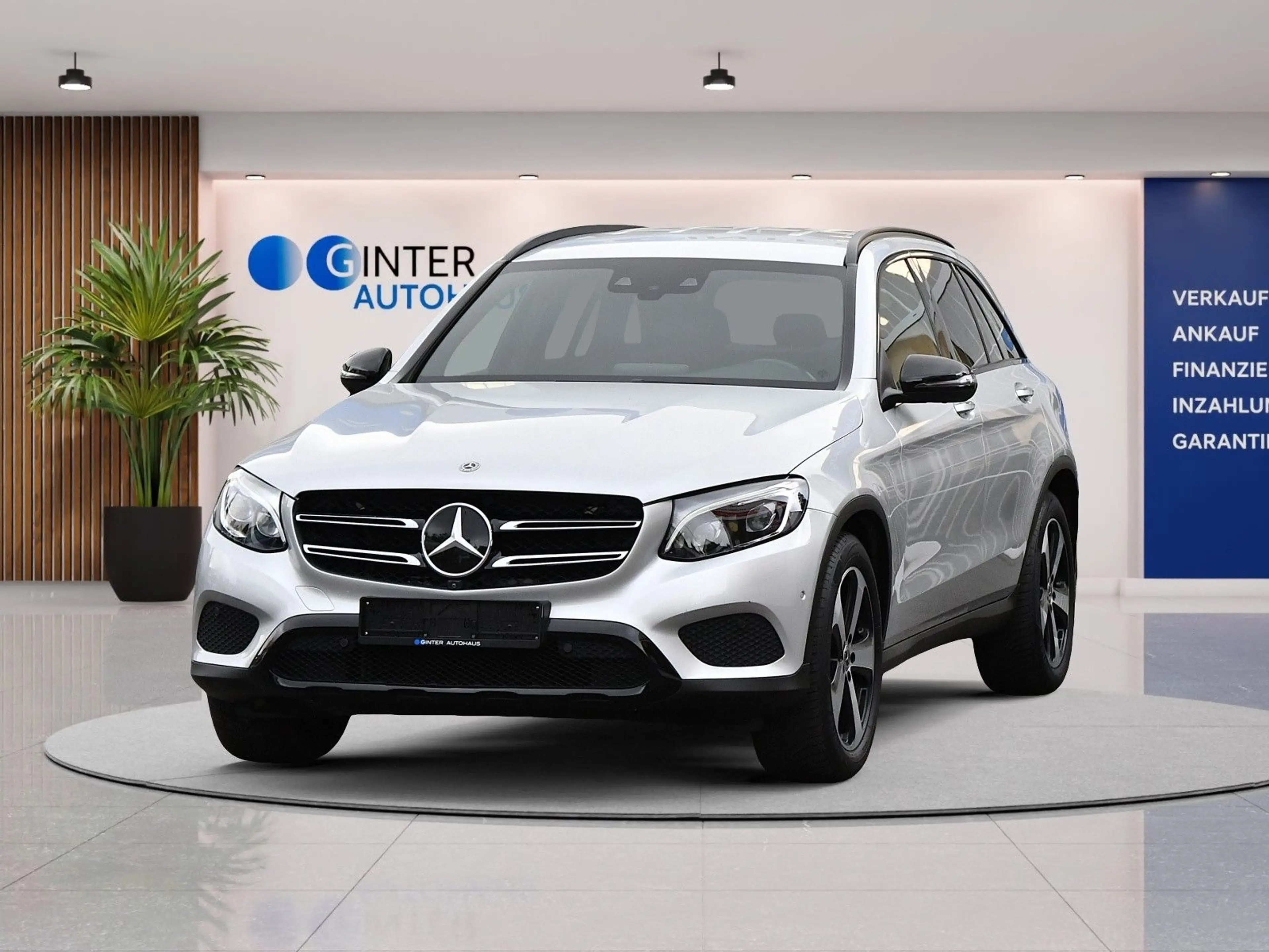 Mercedes-Benz GLC 250 4Matic Exclusive*Distronic*360°*2.Hand*