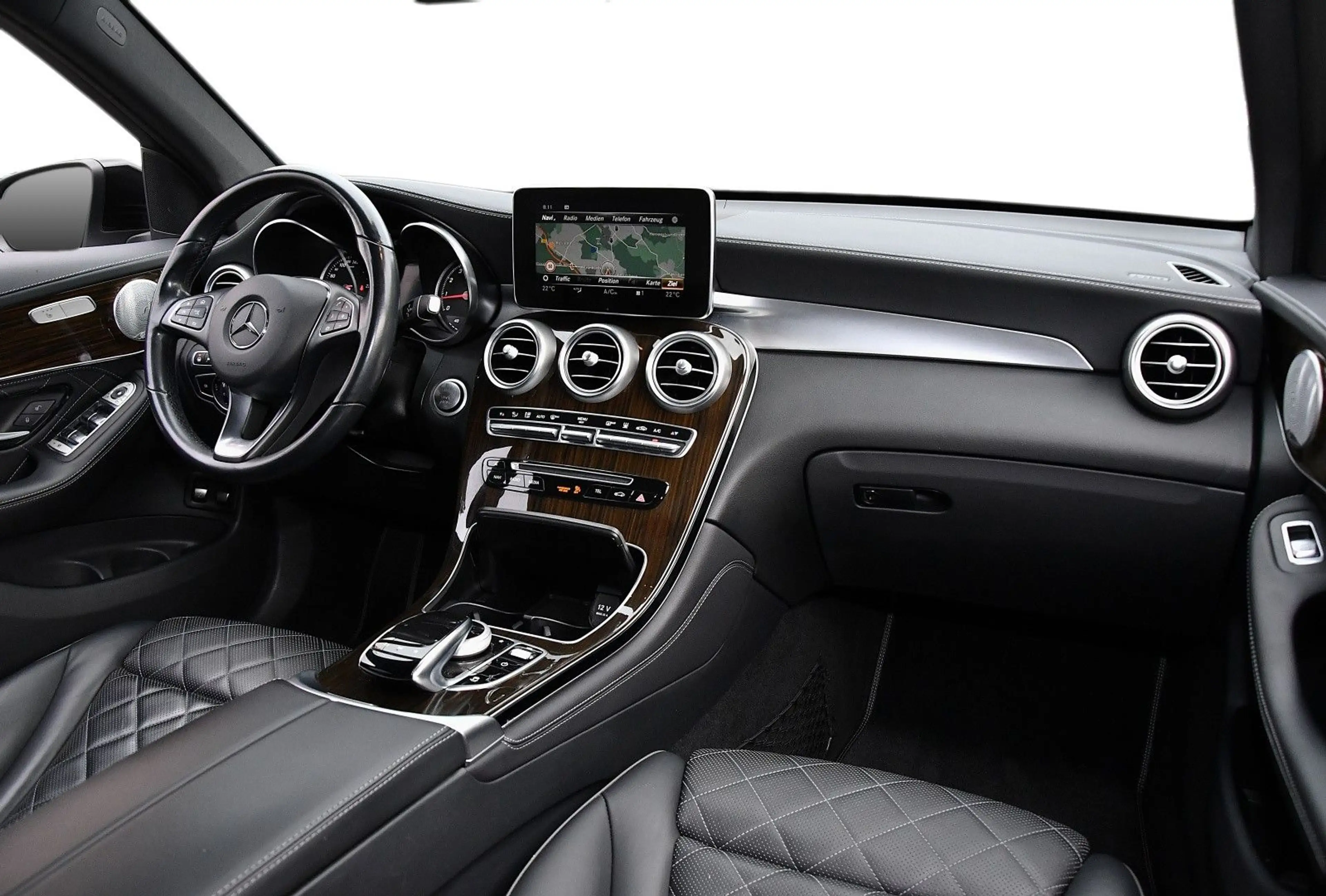 Mercedes-Benz GLC 250 4Matic Exclusive*Distronic*360°*2.Hand* — photo 12
