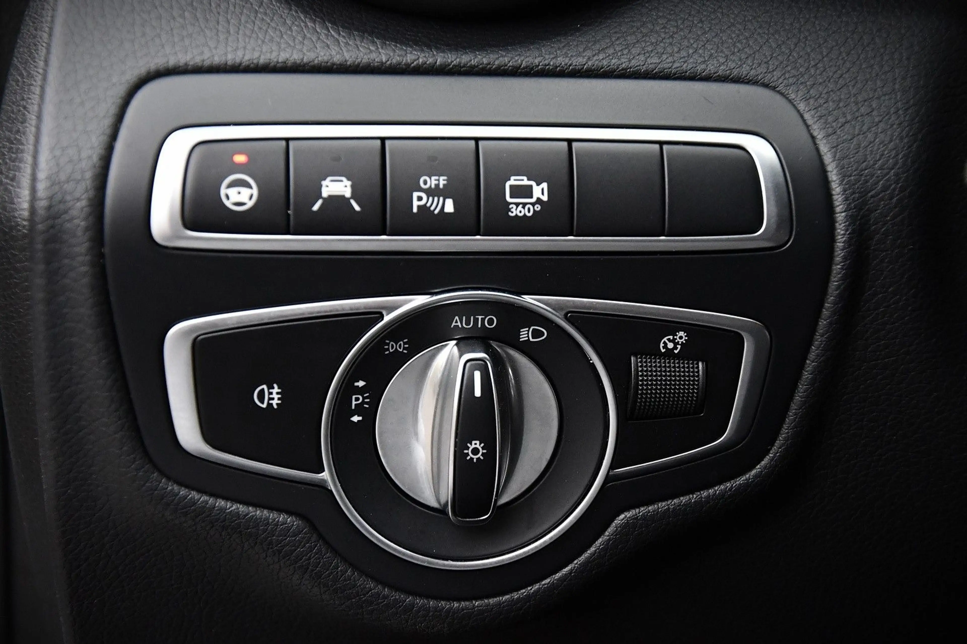 Mercedes-Benz GLC 250 4Matic Exclusive*Distronic*360°*2.Hand* — photo 9