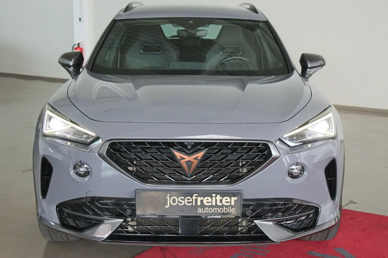 CUPRA Formentor VZ e-Hybrid DSG AHK/360°KAMERA/MATRIX-LED Grau - 2
