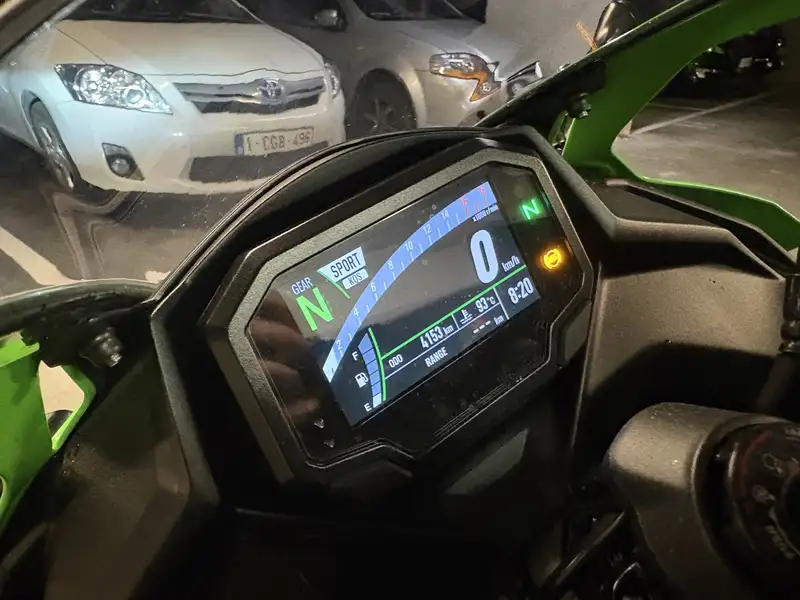 Kawasaki Ninja ZX-4RR - foto 8