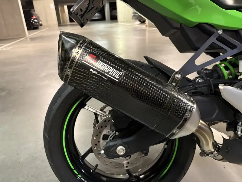 Kawasaki Ninja ZX-4RR - foto 4