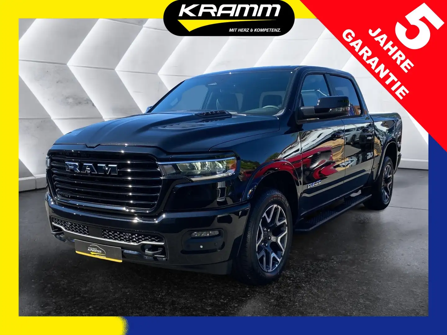 Dodge RAM 1500 Laramie Sport Crew Cab 2025 3.0 L6 Чёрный - 1