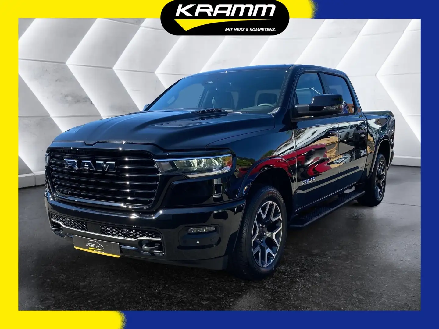 Dodge RAM 1500 Laramie Sport Crew Cab 2025 3.0 L6 Black - 1