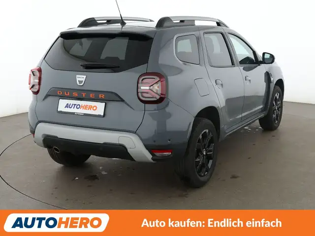 Dacia Duster view 6